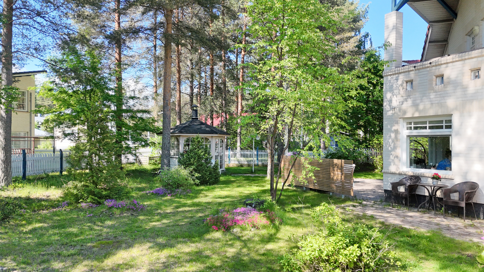Lintuaidantie 10 , Joensuu