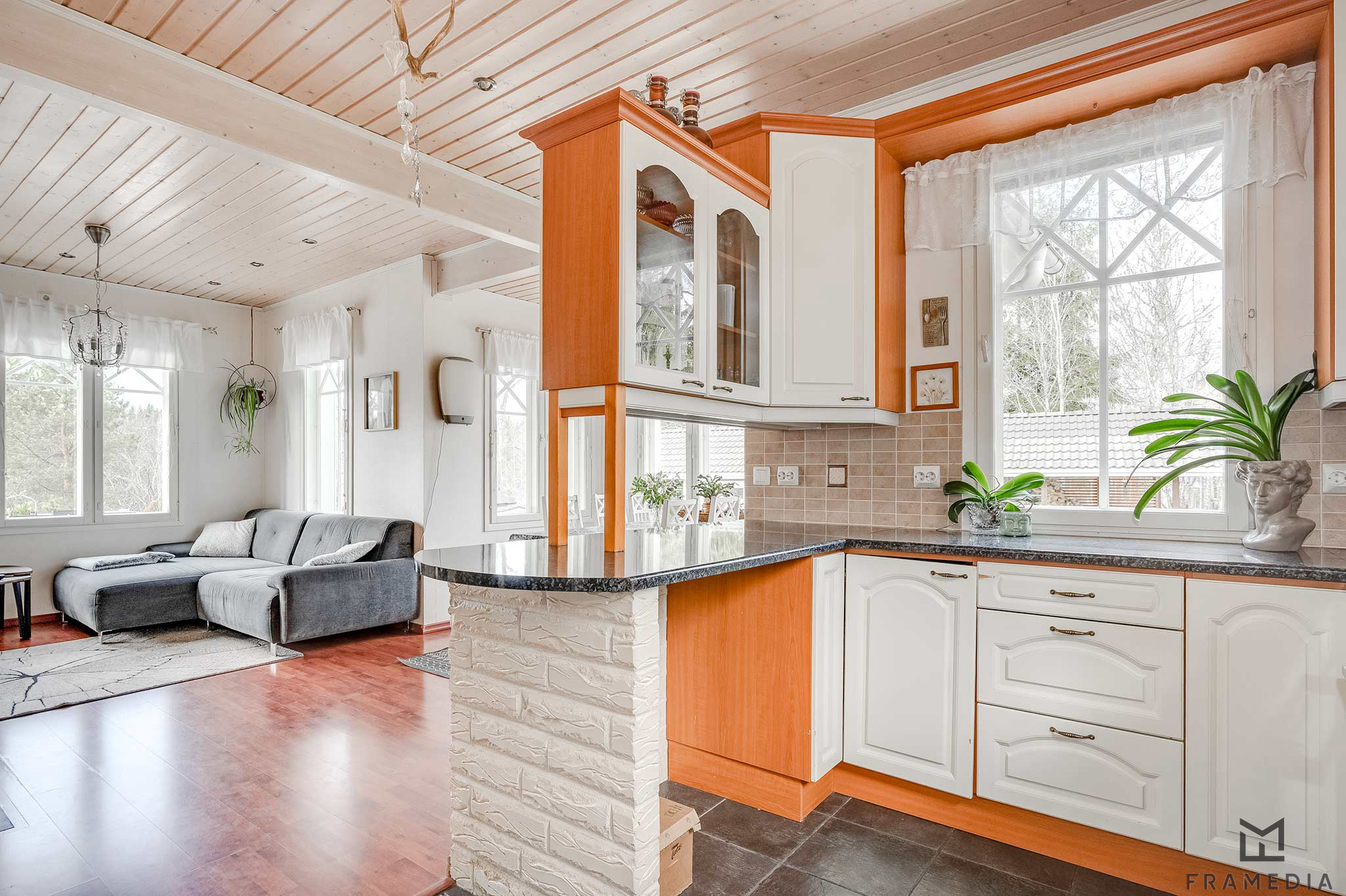 Kranaatinmäentie 96, Pirkkalankylä, Pirkkala