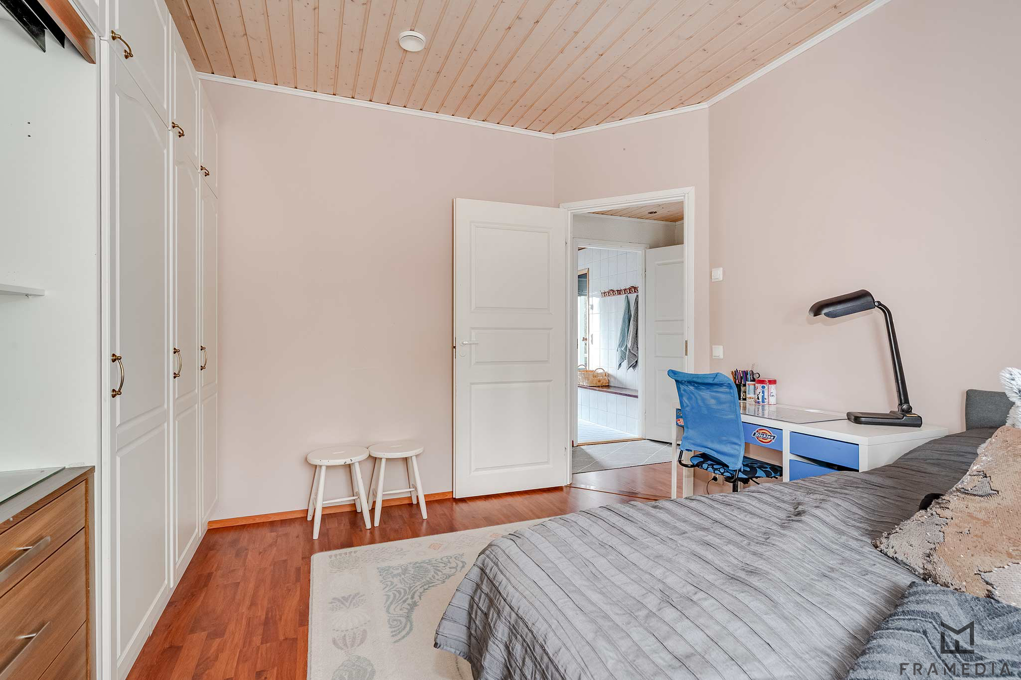 Kranaatinmäentie 96, Pirkkalankylä, Pirkkala