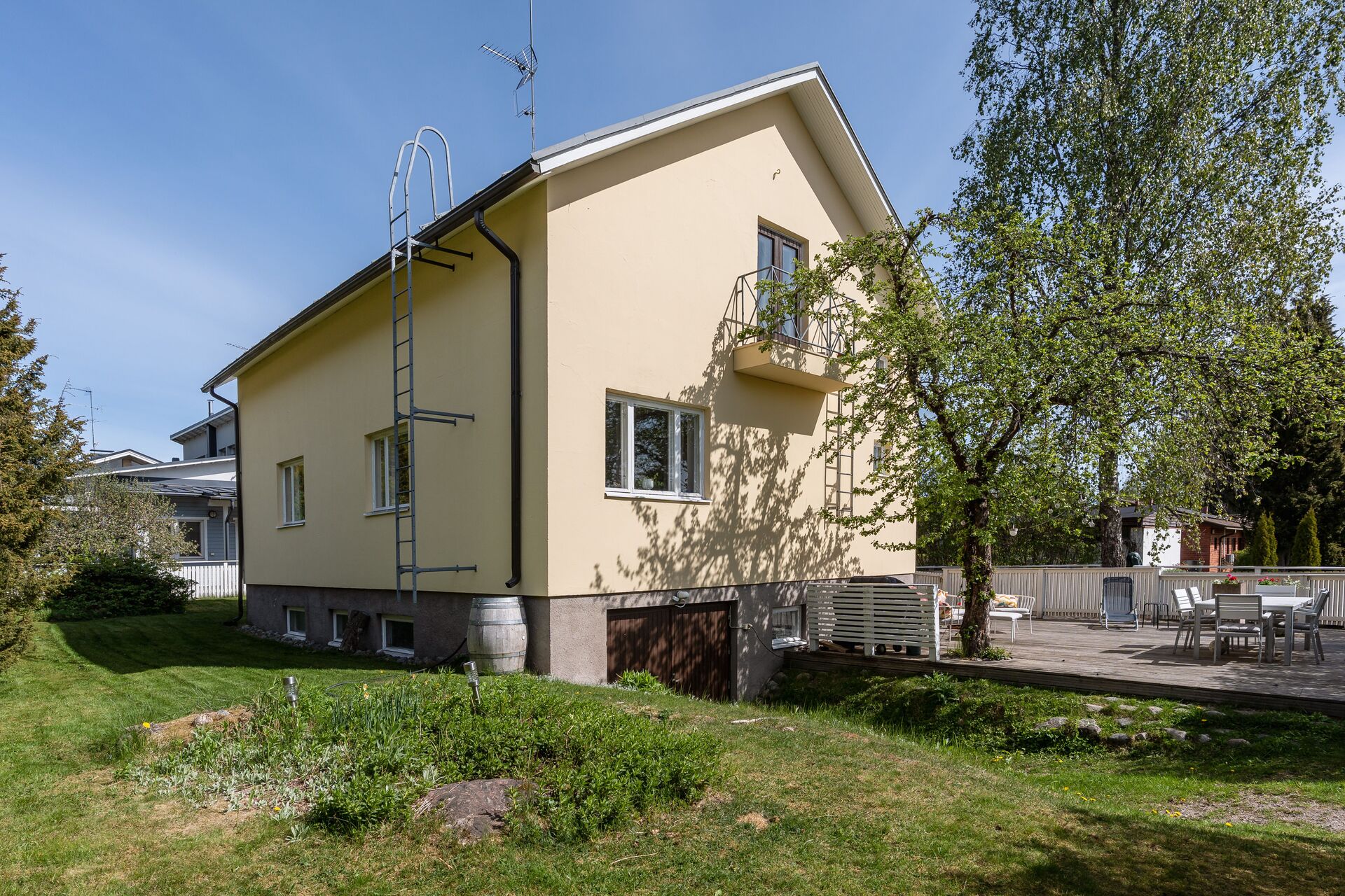 Elontie 117, Länsi-Pakila, Helsinki