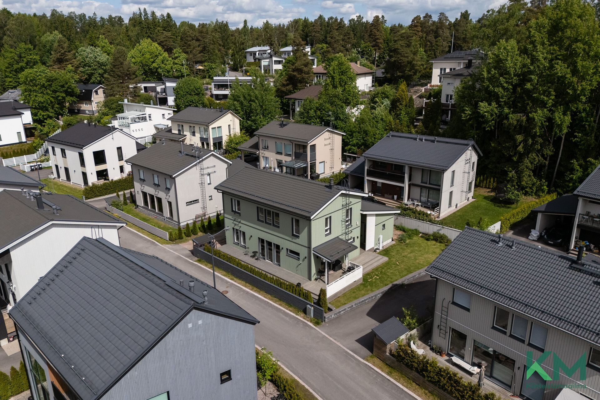 Bredanniitynkuja 12, Kauniainen, Kauniainen