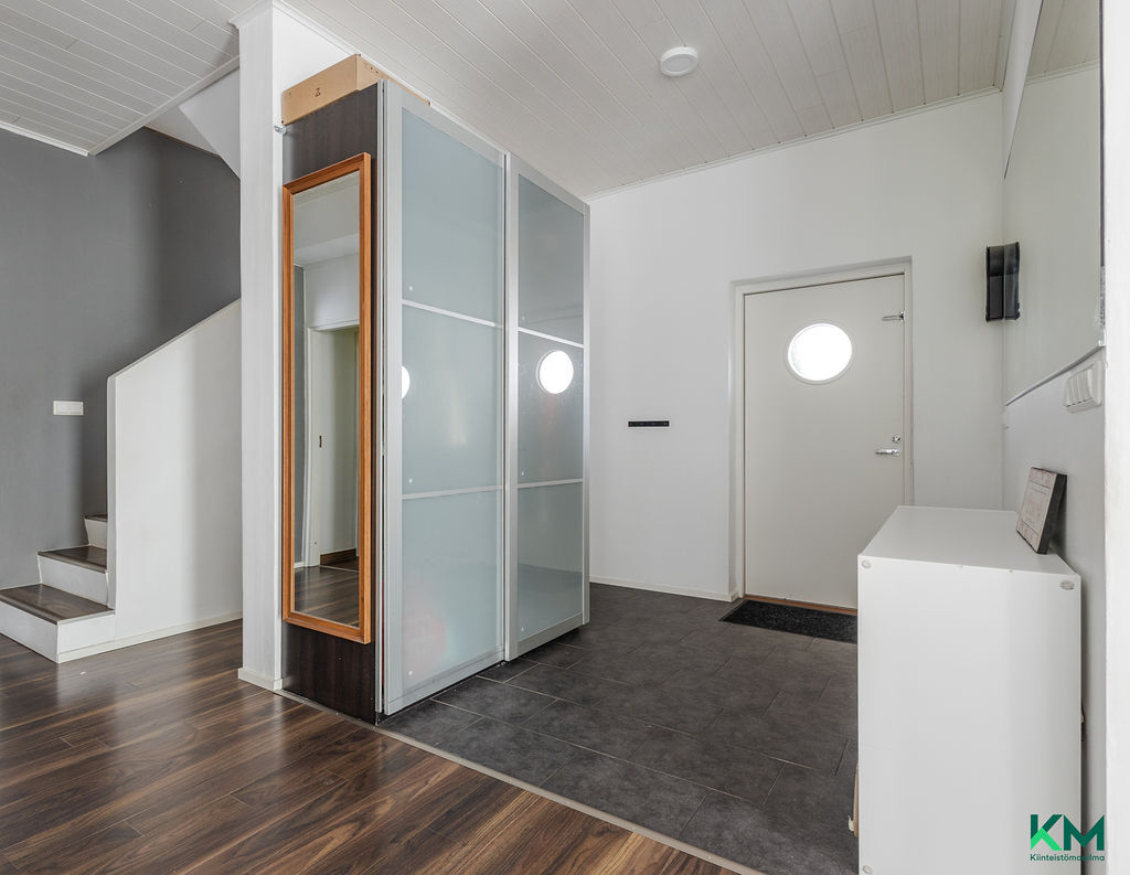 Aurinkorinteenkatu 10, Karisto, Lahti