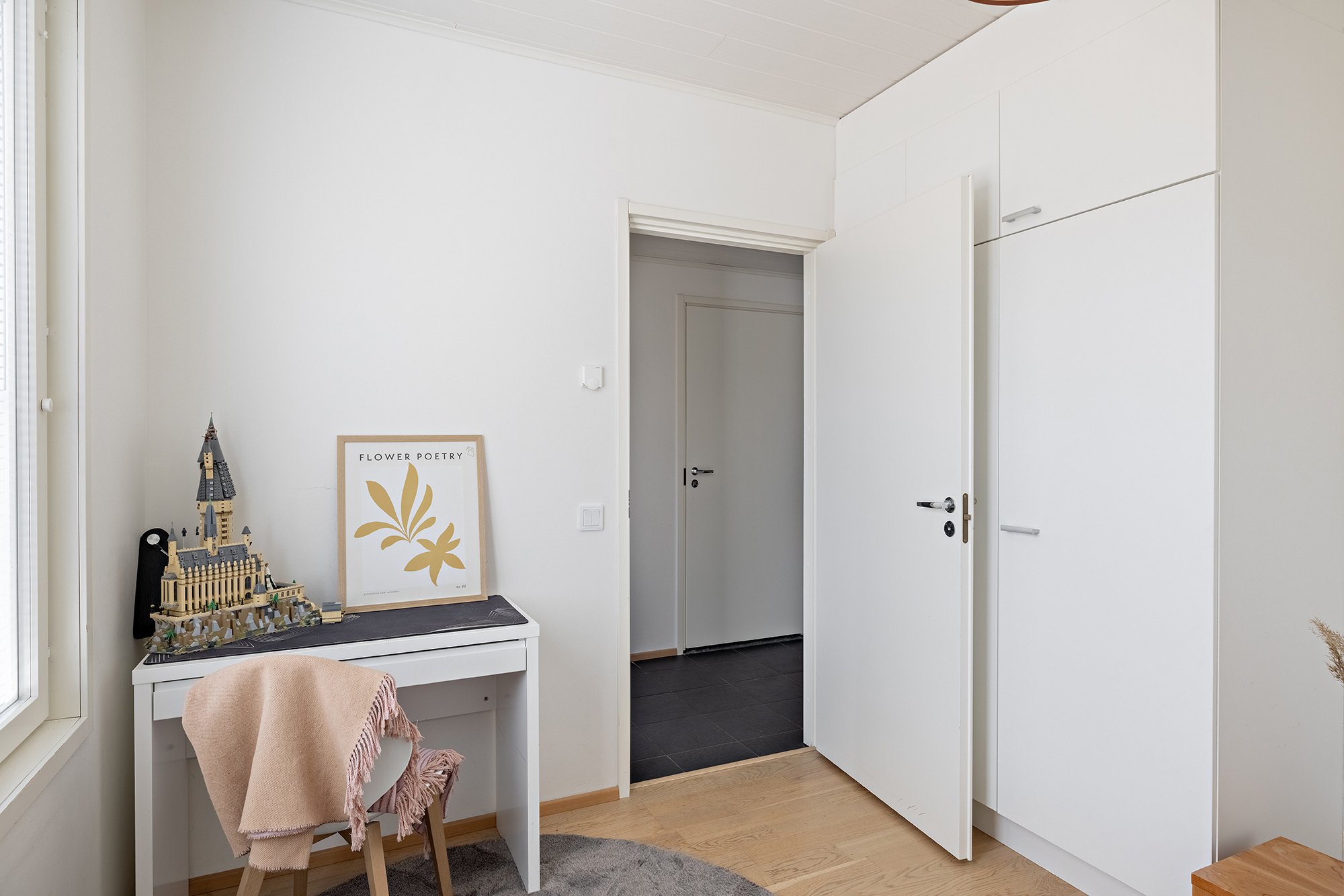 Mäkihypyntie 10, Oulu