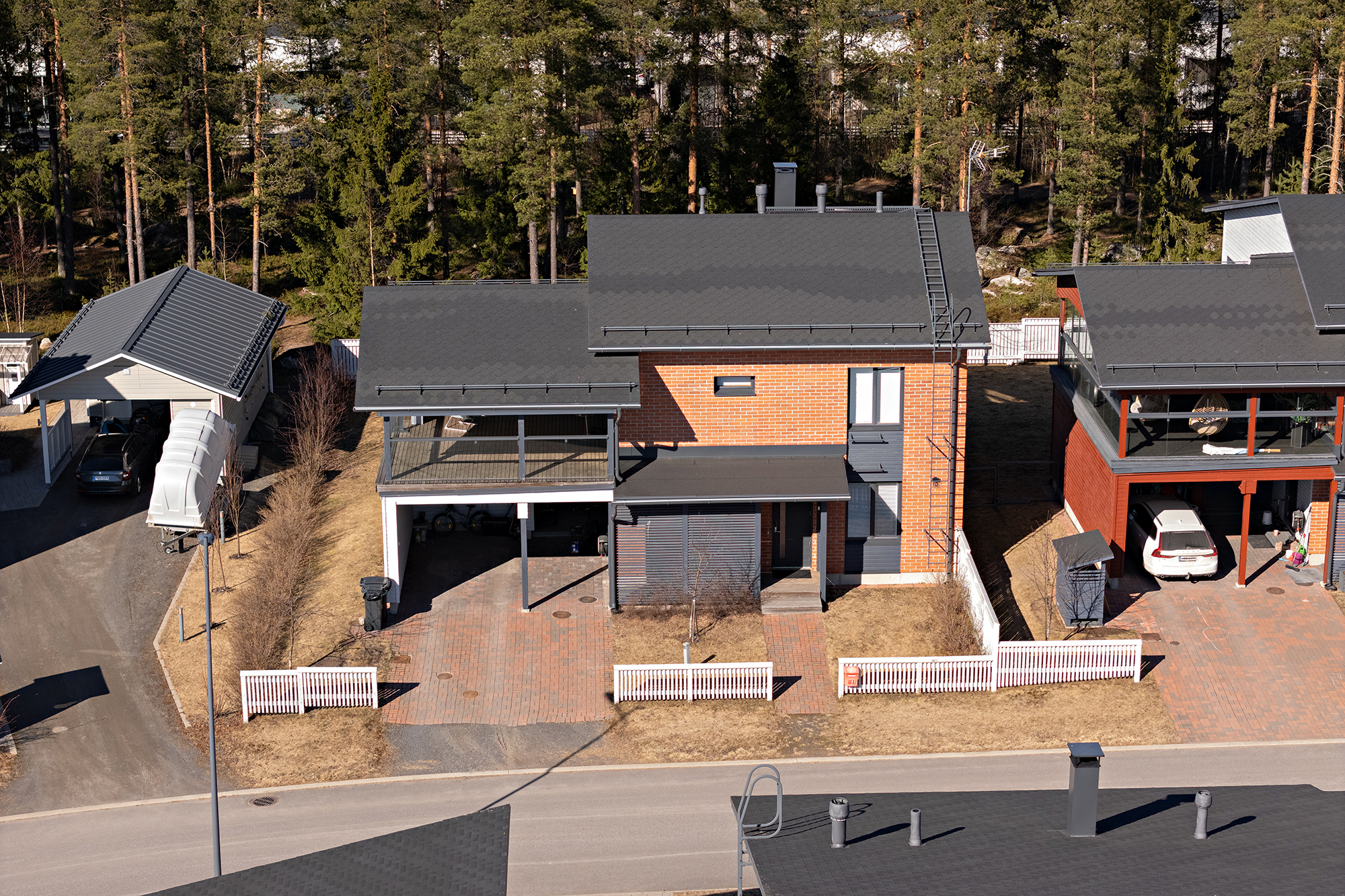 Mäkihypyntie 10, Oulu