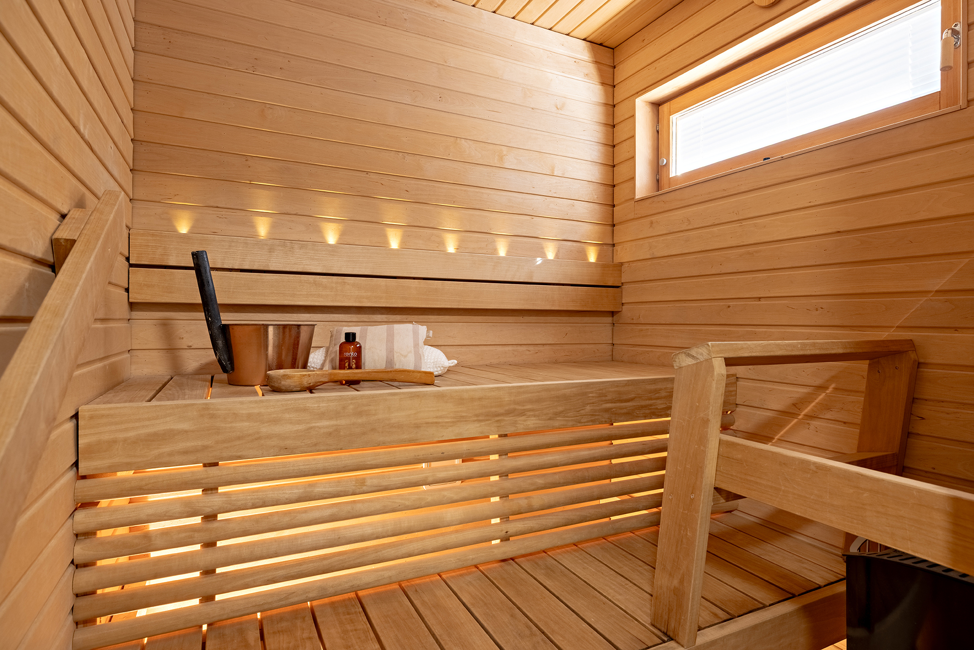 Mäkihypyntie 10, Oulu