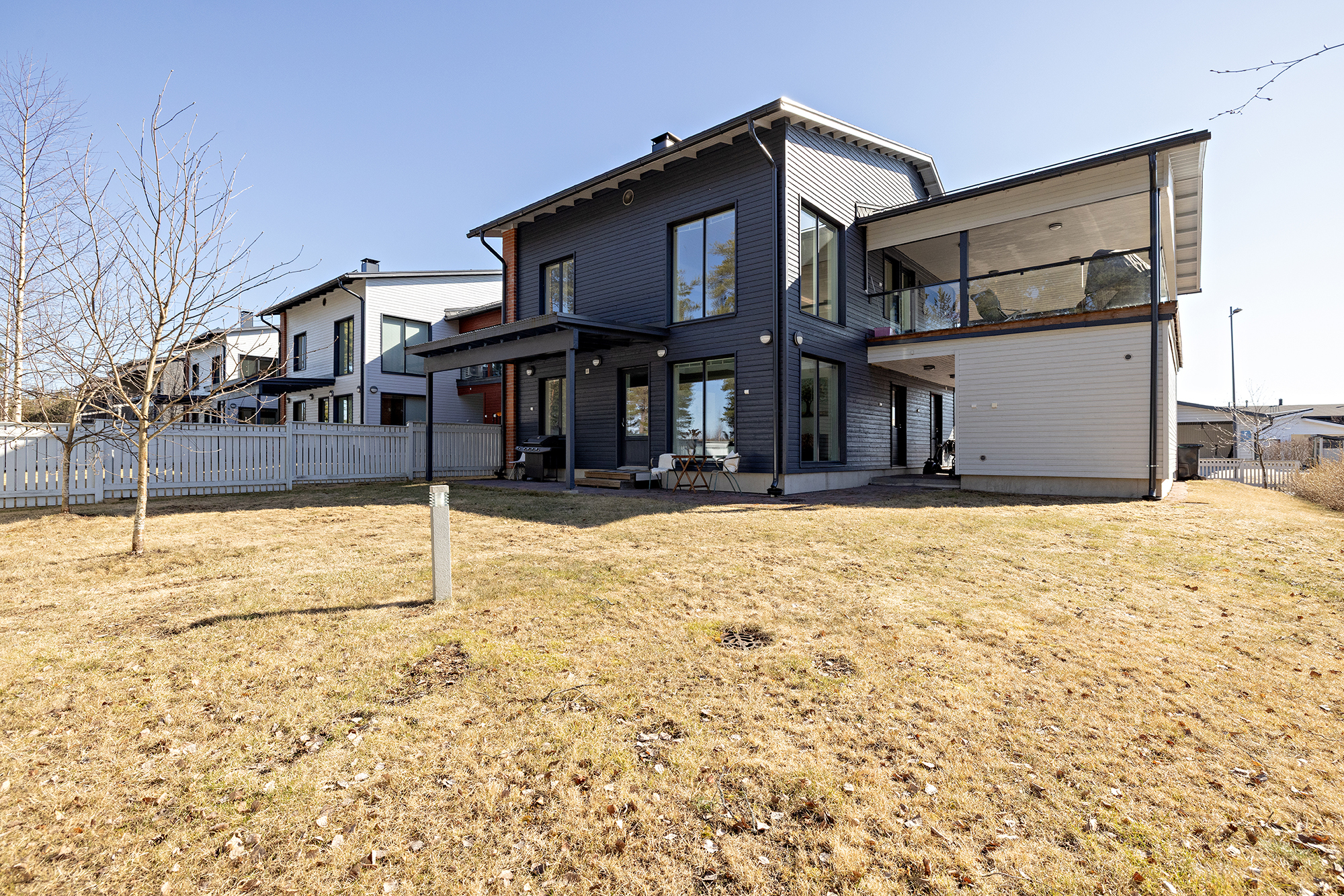 Mäkihypyntie 10, Oulu