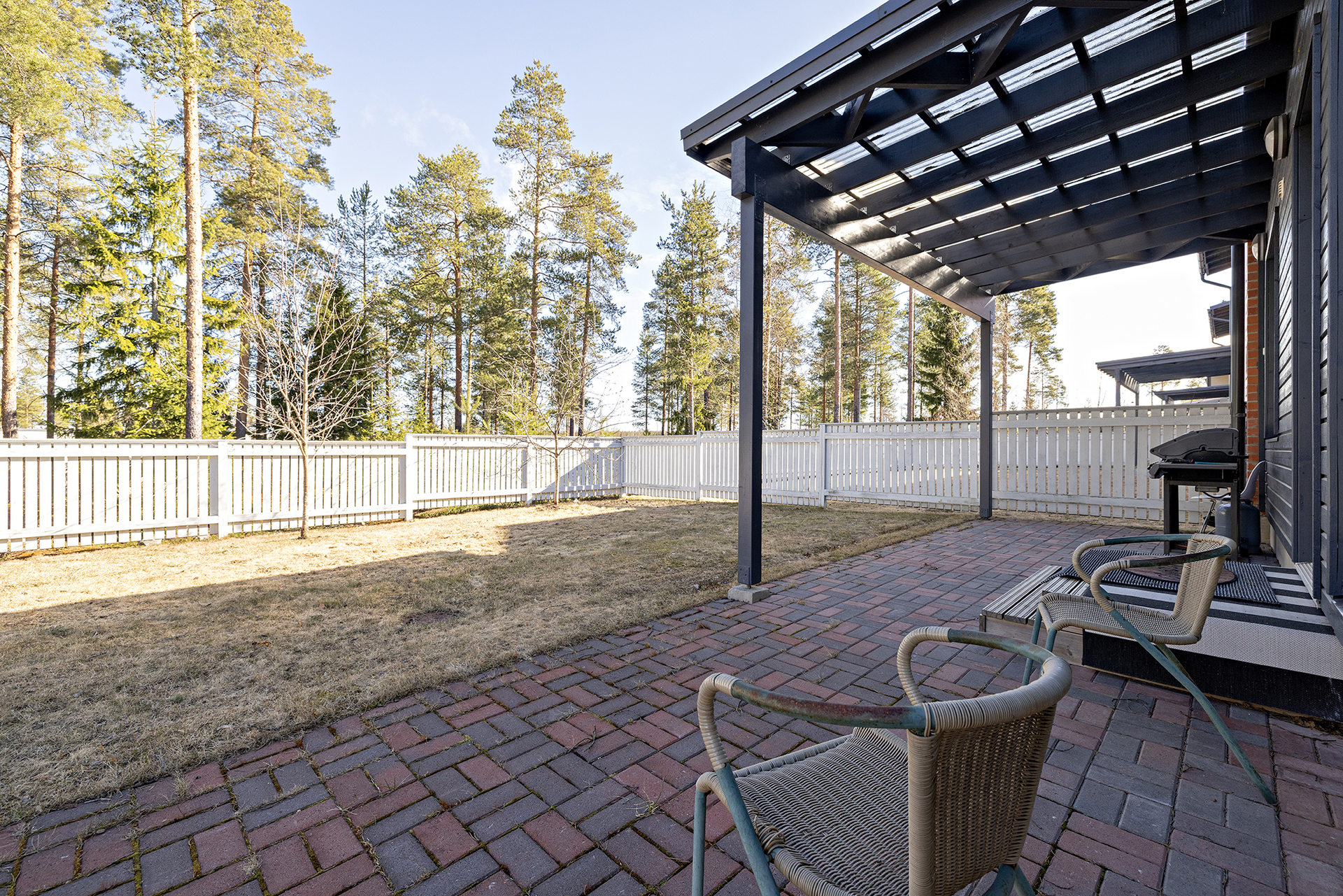 Mäkihypyntie 10, Oulu