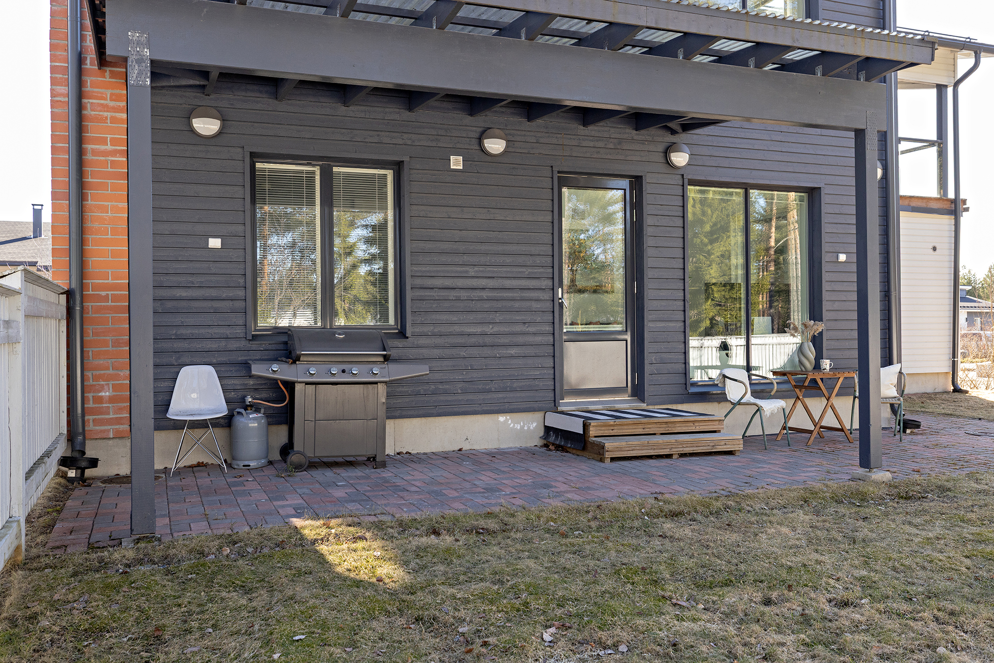 Mäkihypyntie 10, Oulu