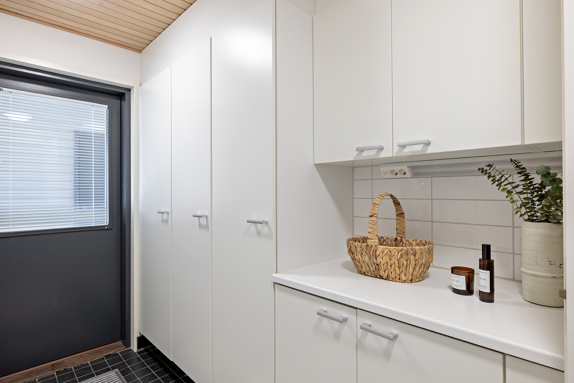 Mäkihypyntie 10, Oulu