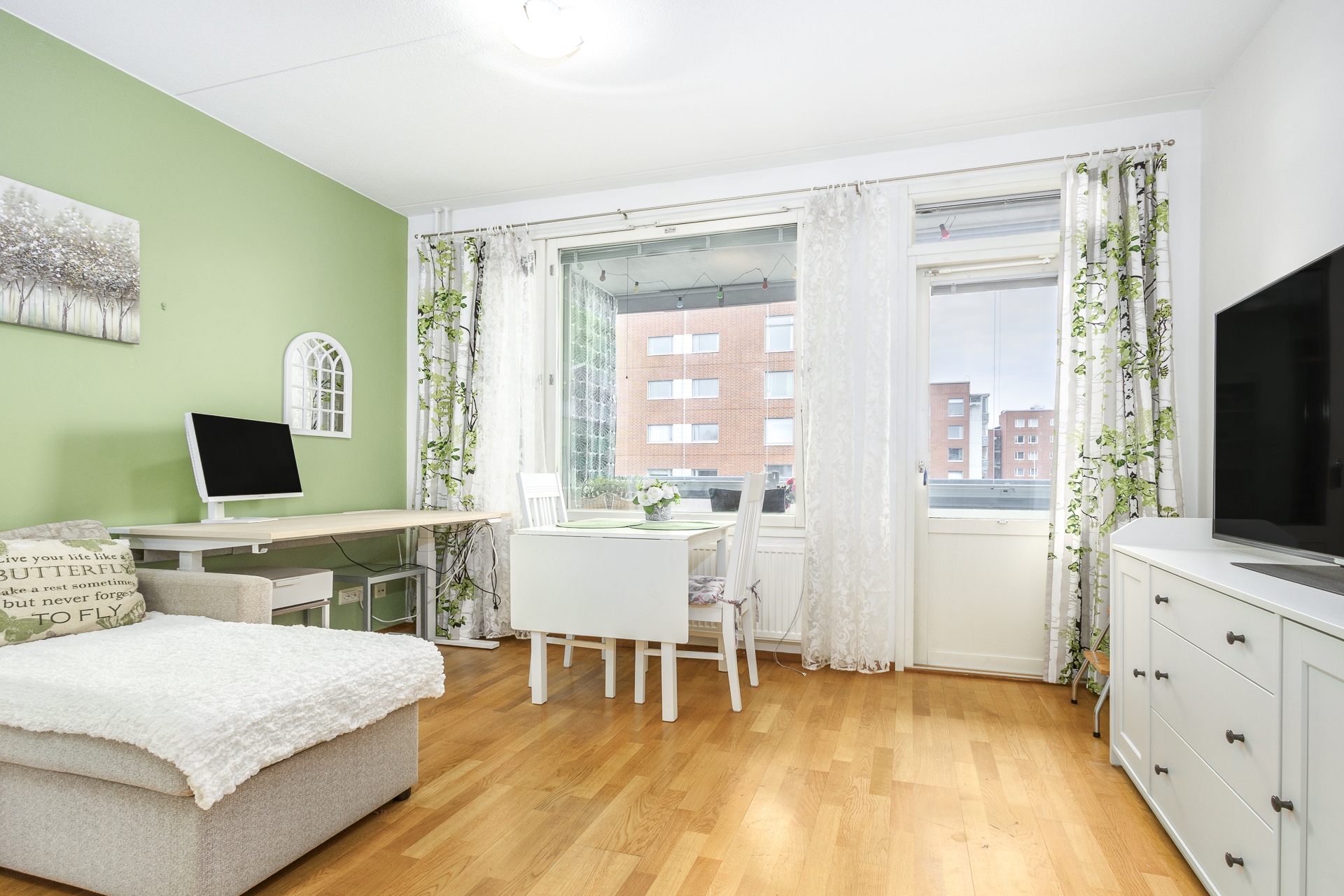 Suokatu 16 d, Tehdas, Hyvinkää