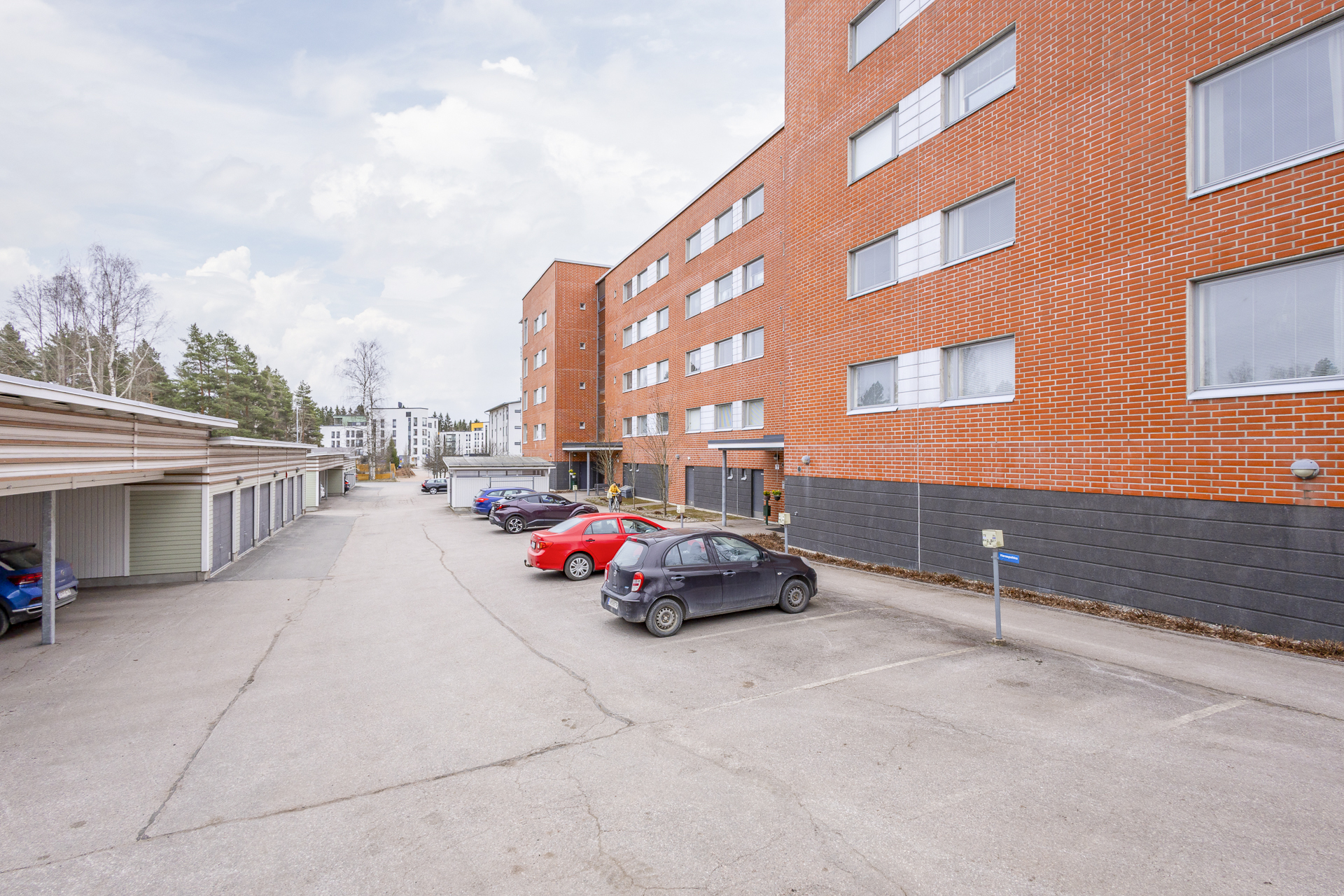 Suokatu 16 d, Tehdas, Hyvinkää