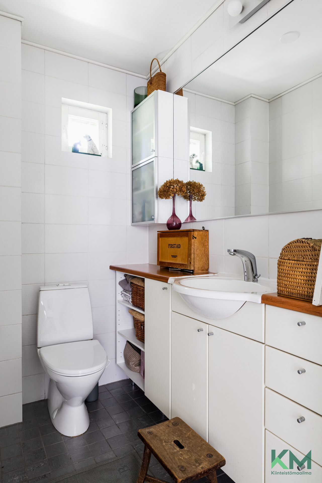 Eteisessä ns. vieras wc