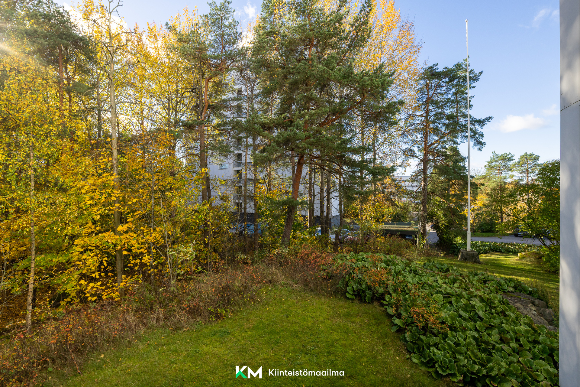 Rauhalliset näkymät parvekkeelta
