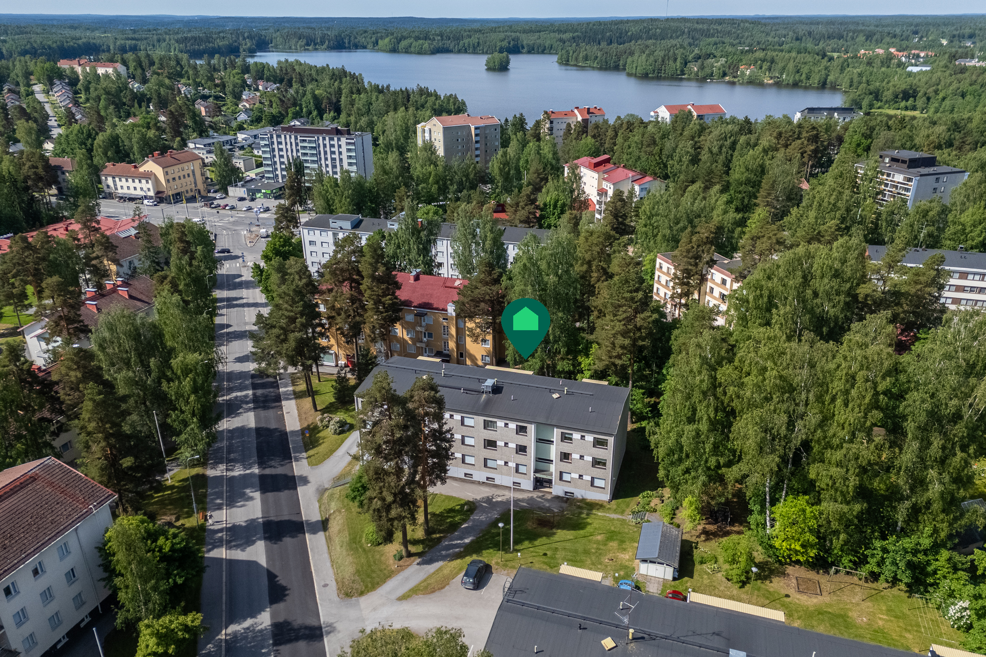 Kenraalintie 5, Kenraalintori, Valkeakoski