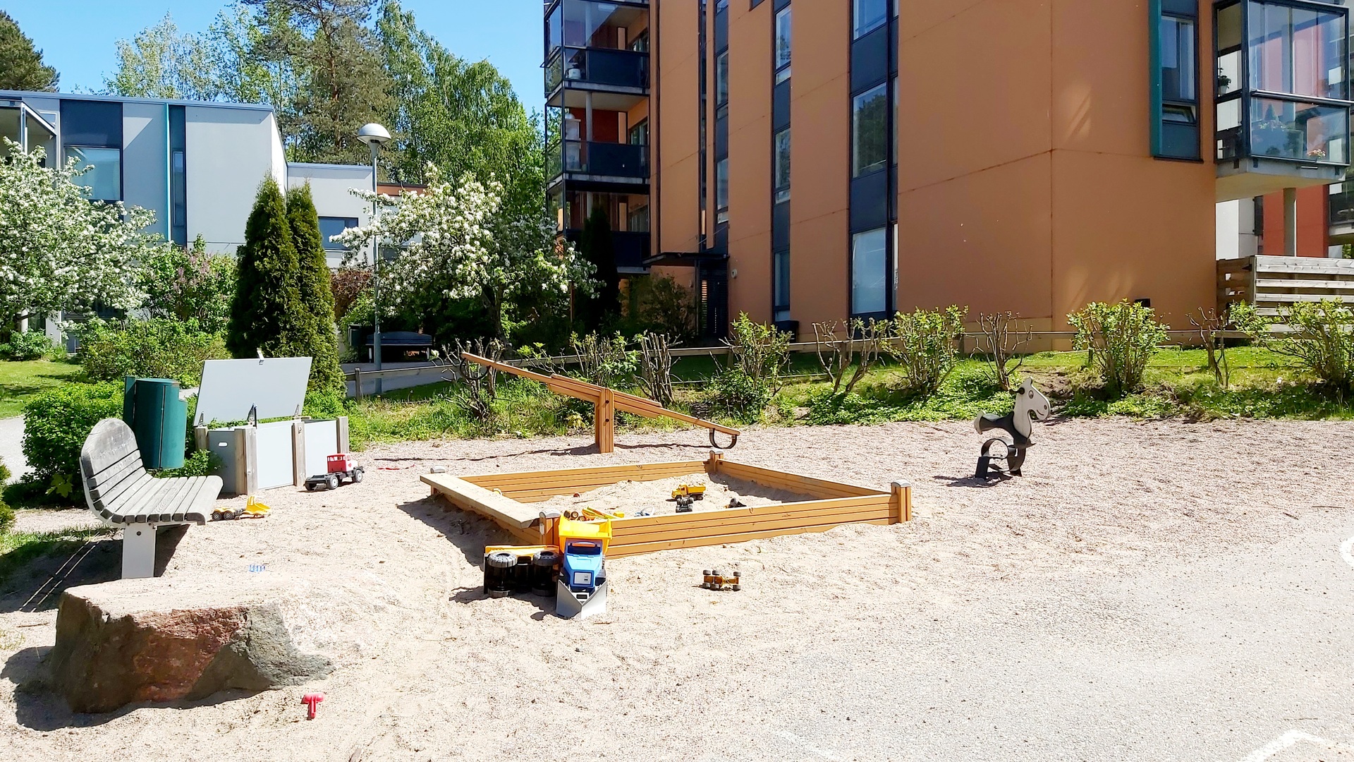 Kivijatatie 11, Kivikko, Helsinki