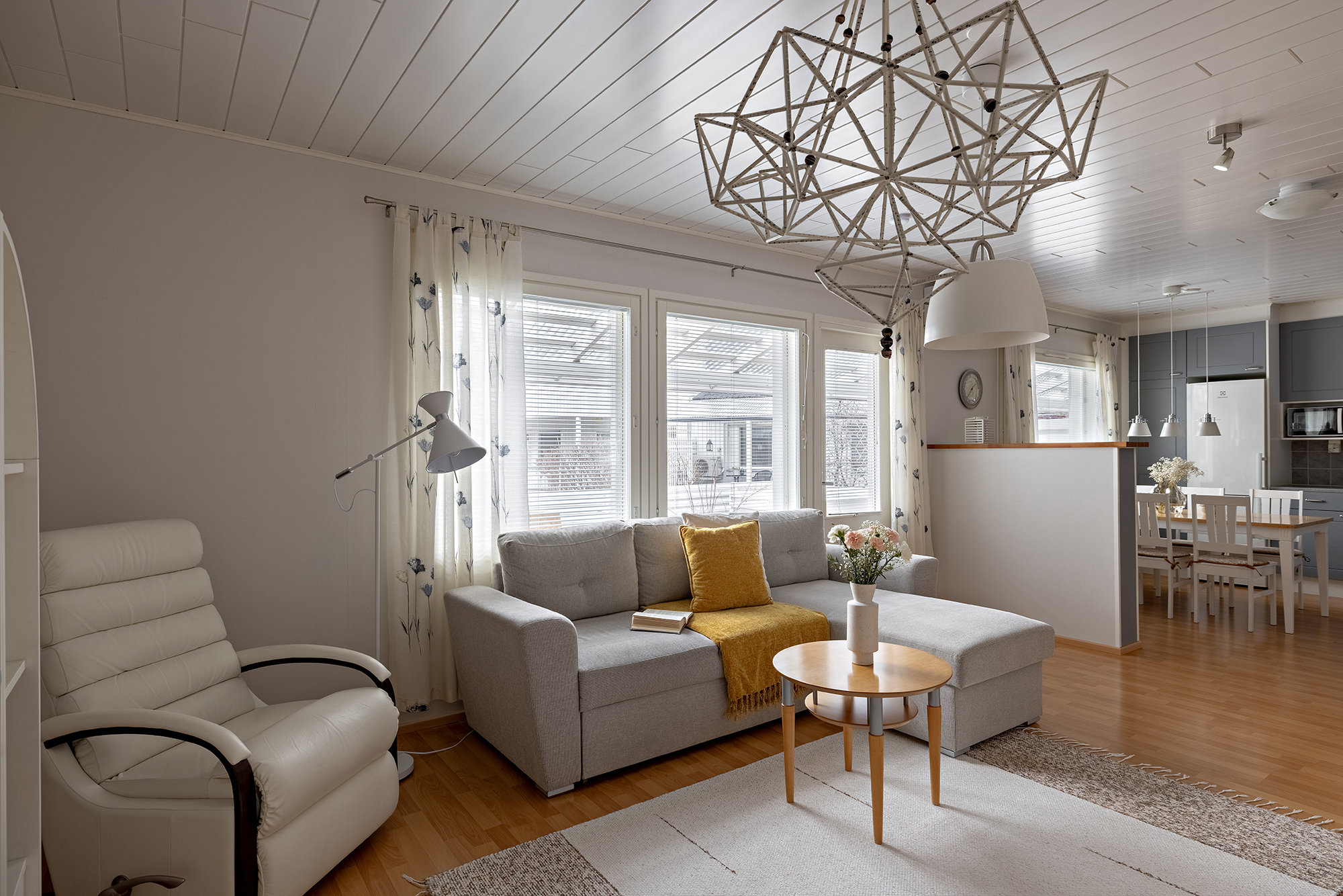 Suntiontie 5, Oulu