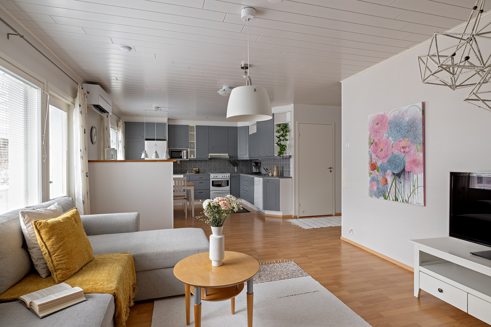 Suntiontie 5, Oulu