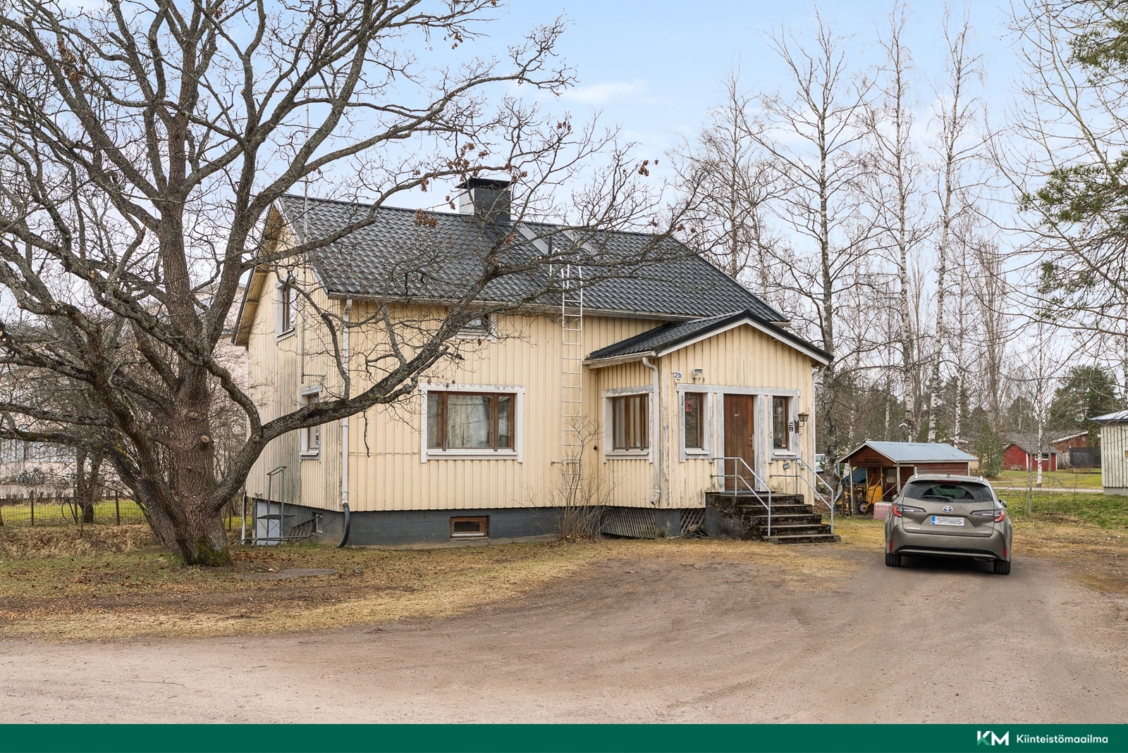 Omenalahdentie 2b, Tuusula