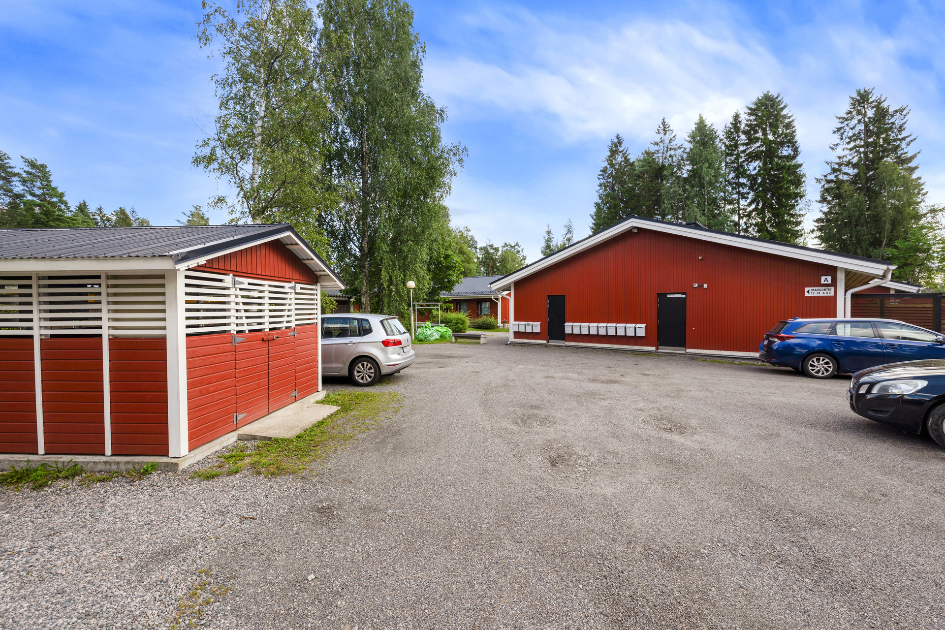 Marsuntie 12-14, Riihikallio, Tuusula