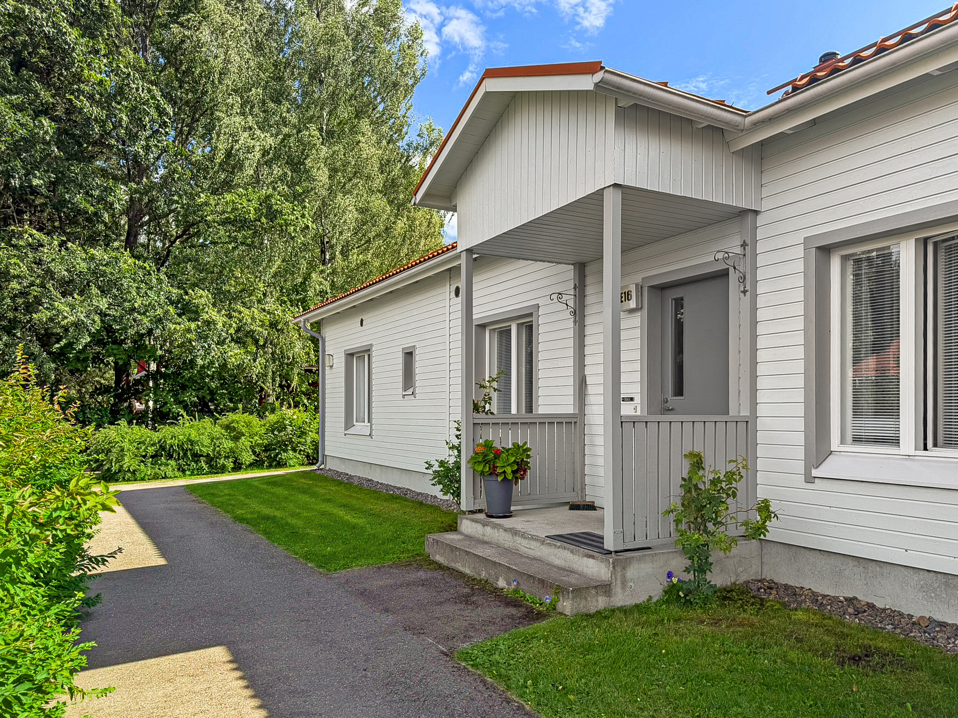Ylisenkuja 1, Jokiniemi, Vantaa
