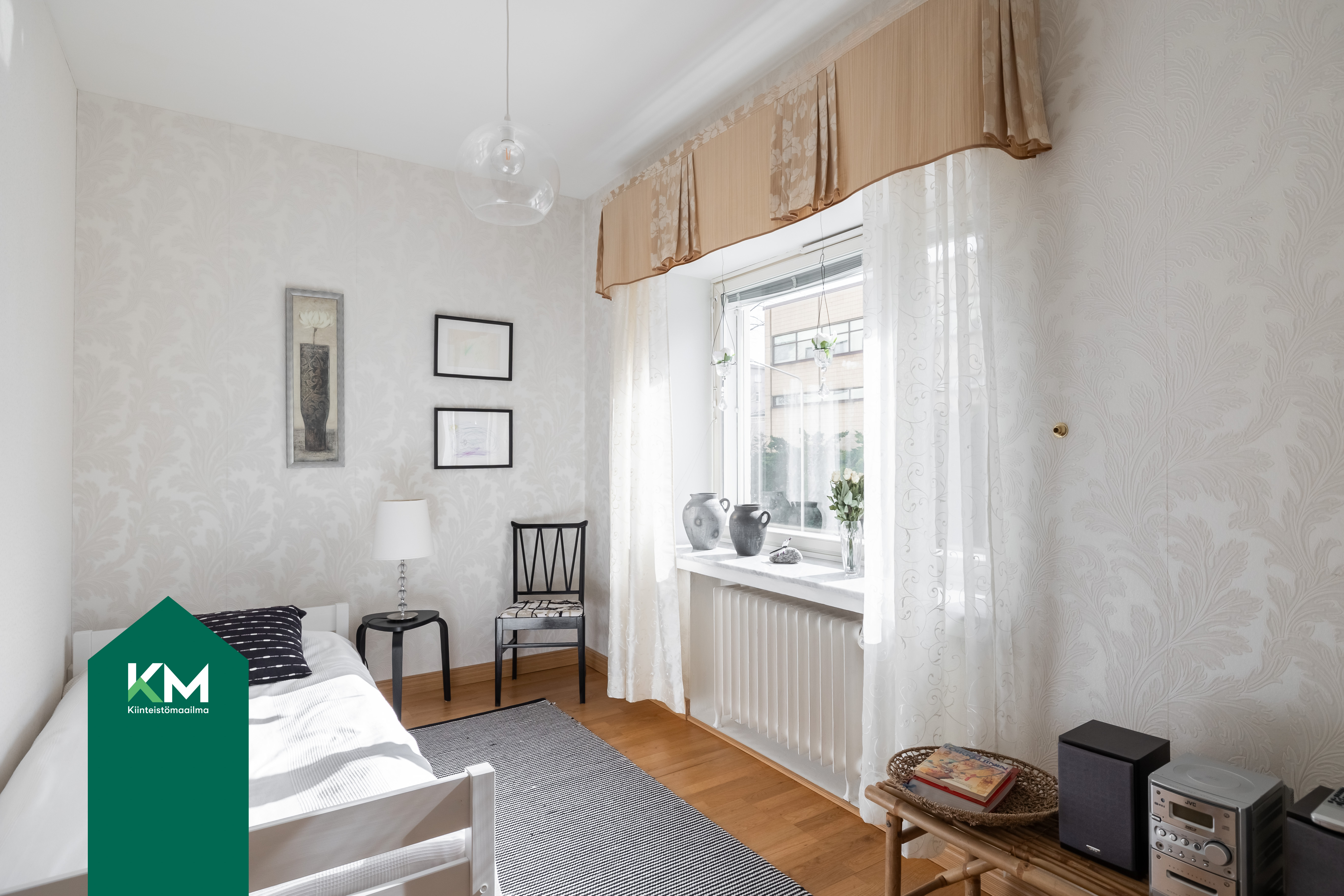 Makuuhuone 2 on Korkeavuodenkadun puolella.