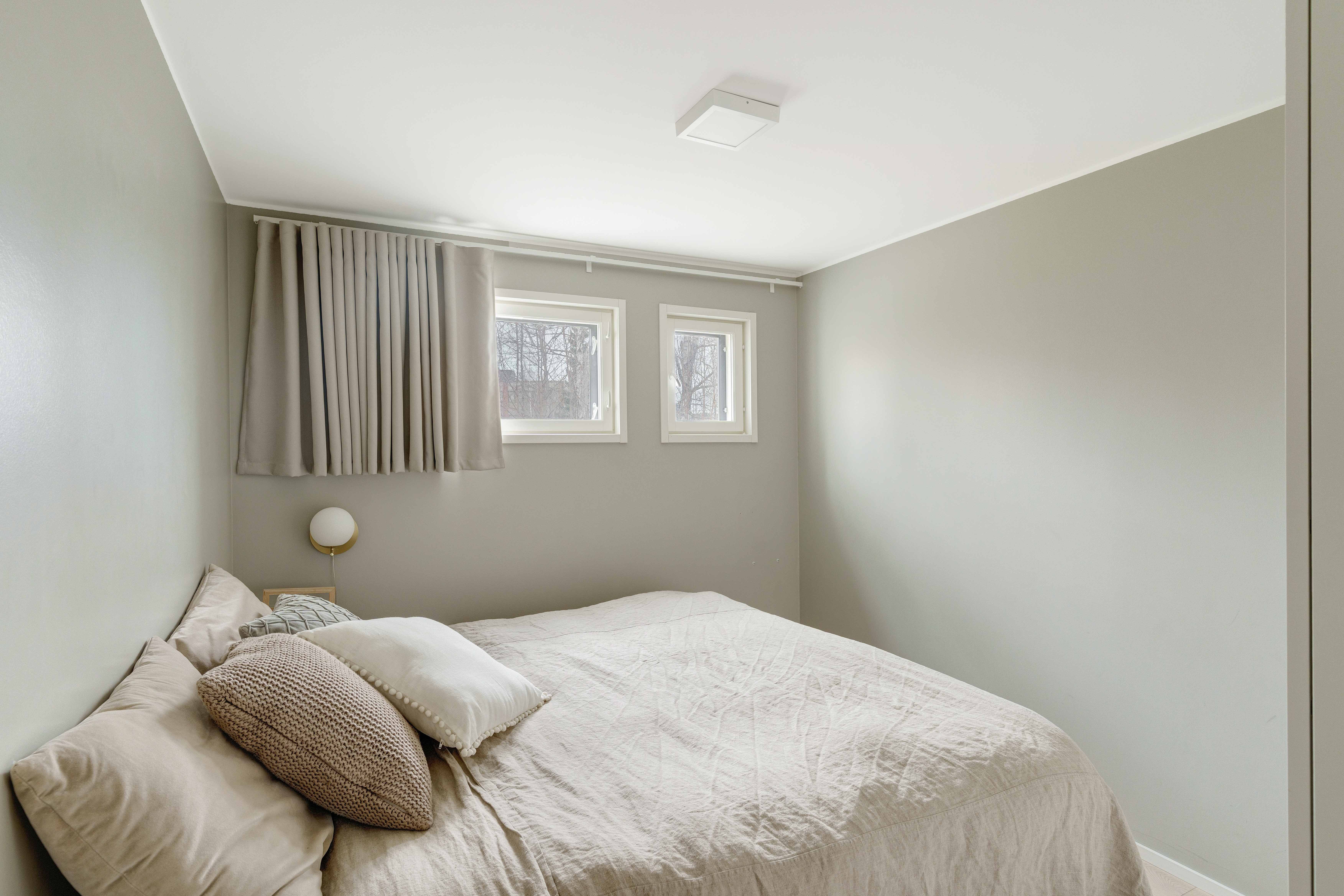 Alakerrassa on yksi makuuhuone