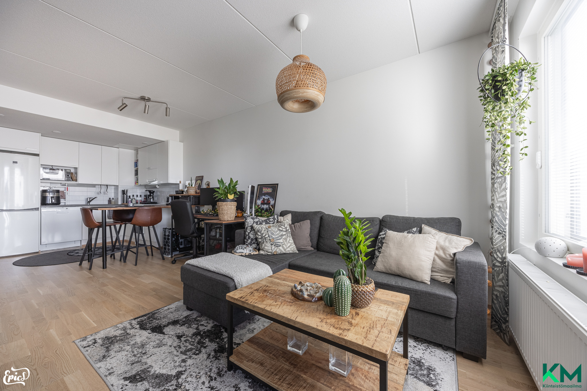 Hopeakanavankatu 11, Sulkola, Lempäälä