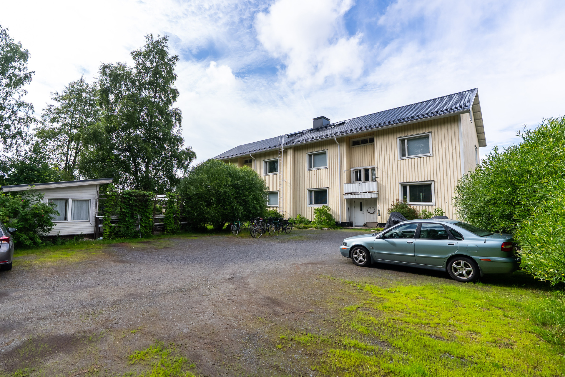 Hiirosentie 32, Karjasilta, Oulu