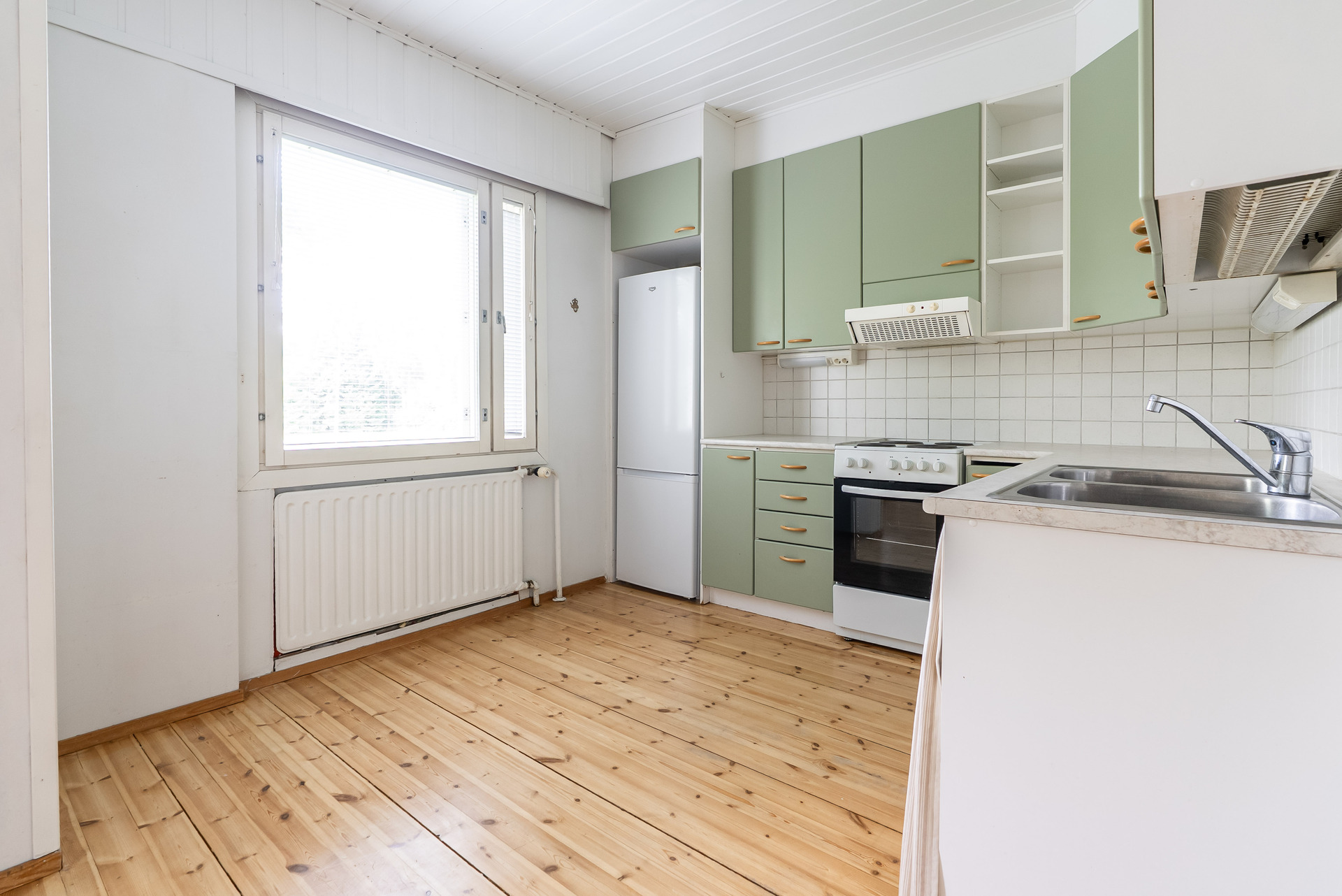 Hiirosentie 32, Karjasilta, Oulu