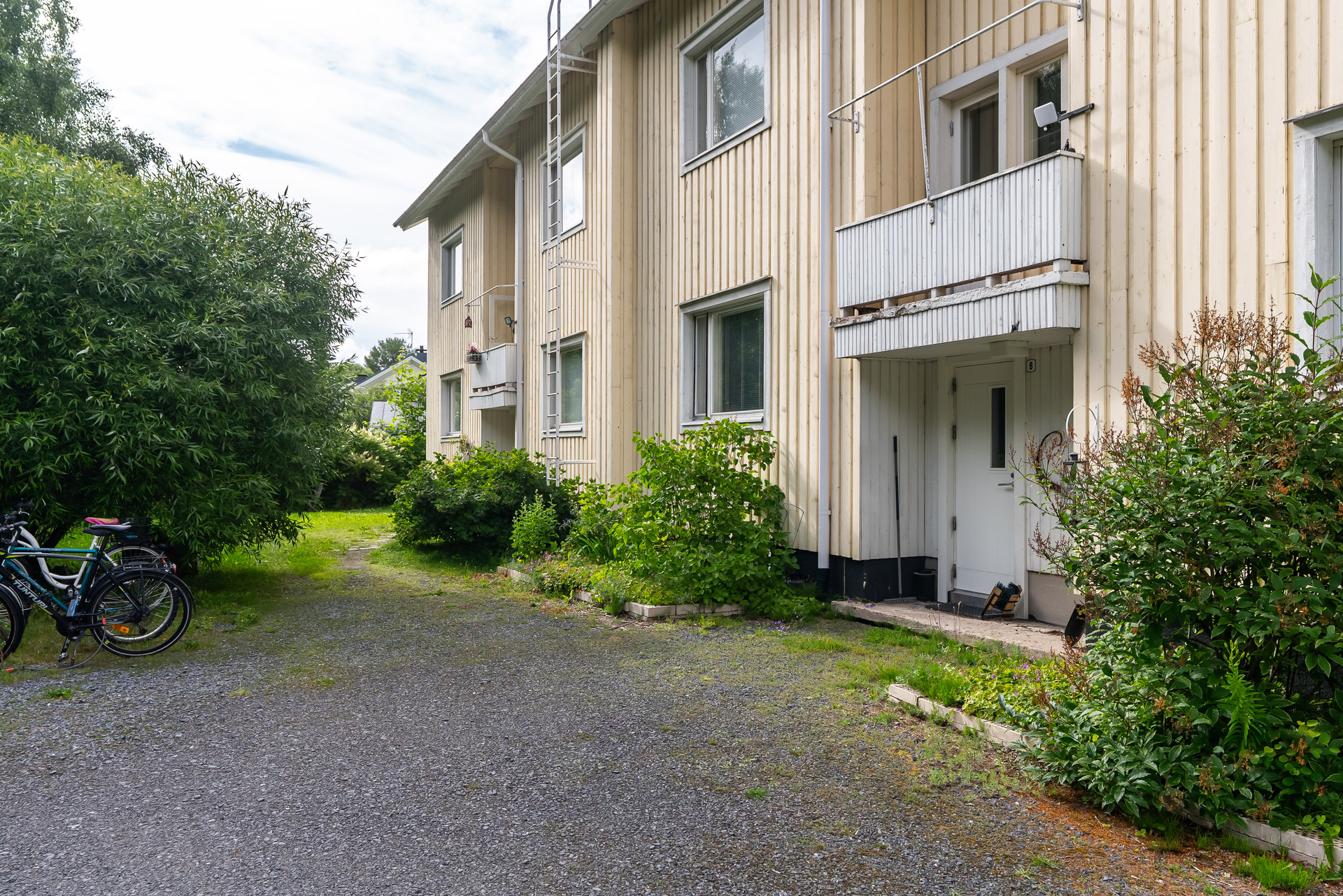 Hiirosentie 32, Karjasilta, Oulu
