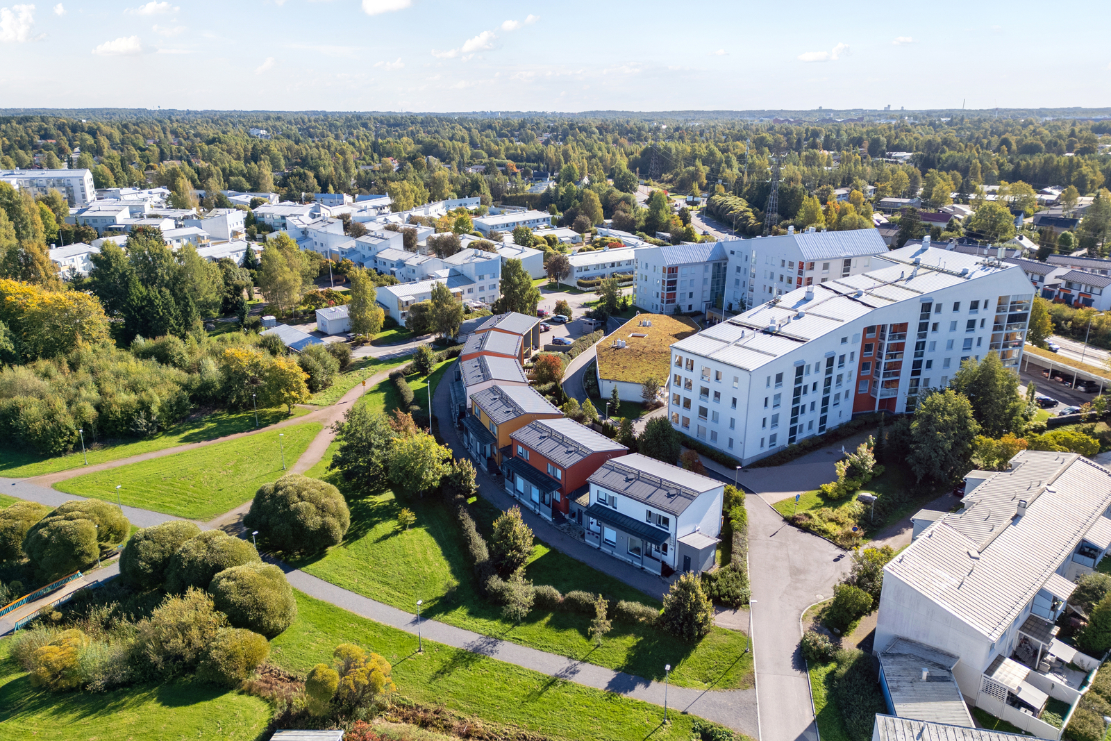 Peltokylänraitti 8, Töyrynummi, Helsinki