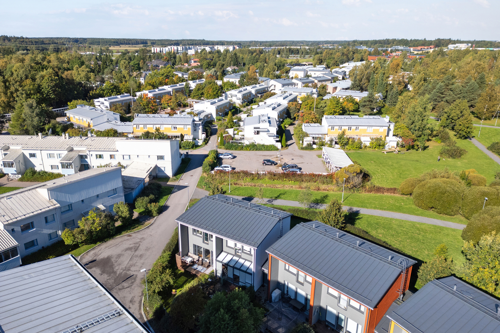 Peltokylänraitti 8, Töyrynummi, Helsinki