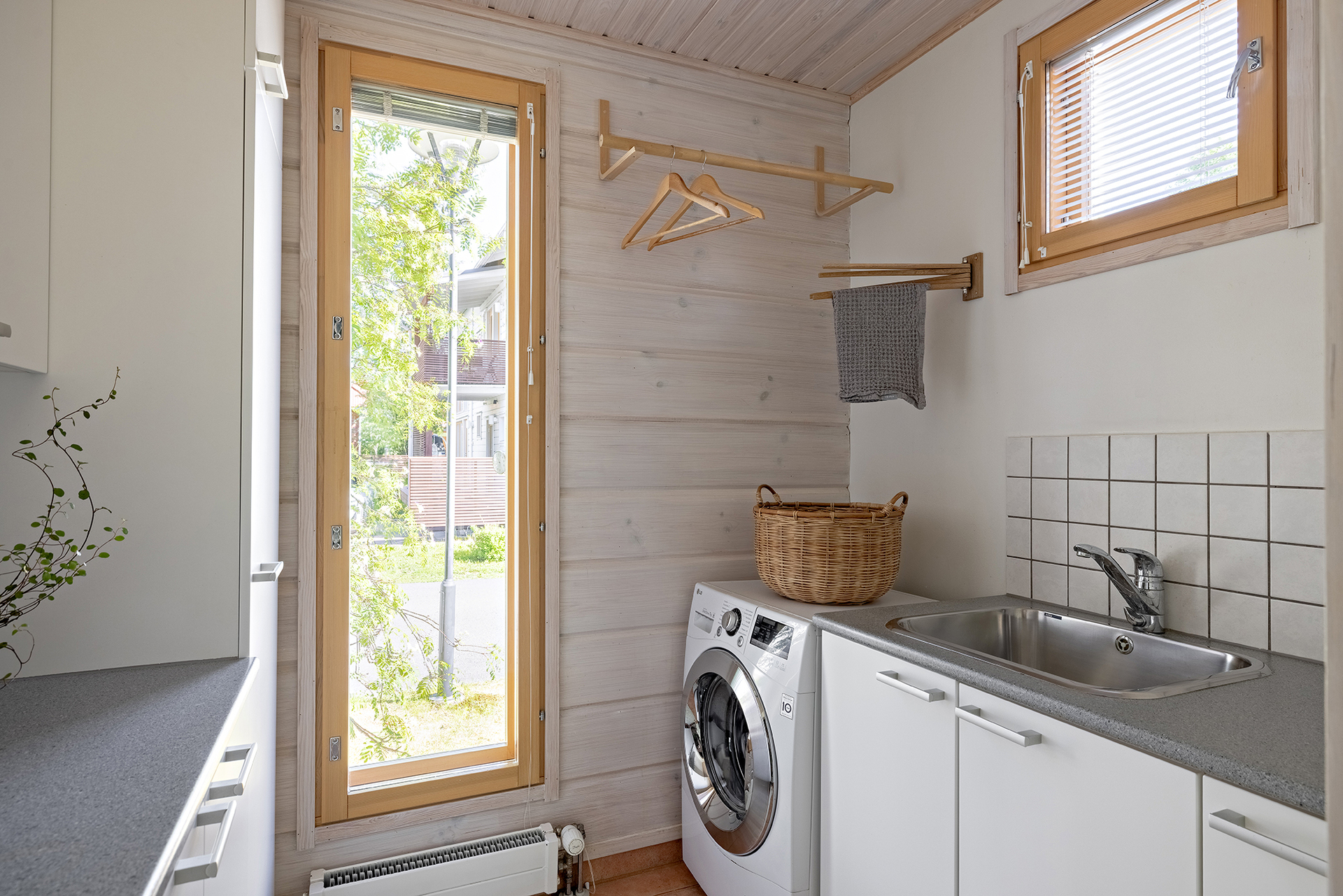 Salvostie 25, Jylkynkangas, Oulu