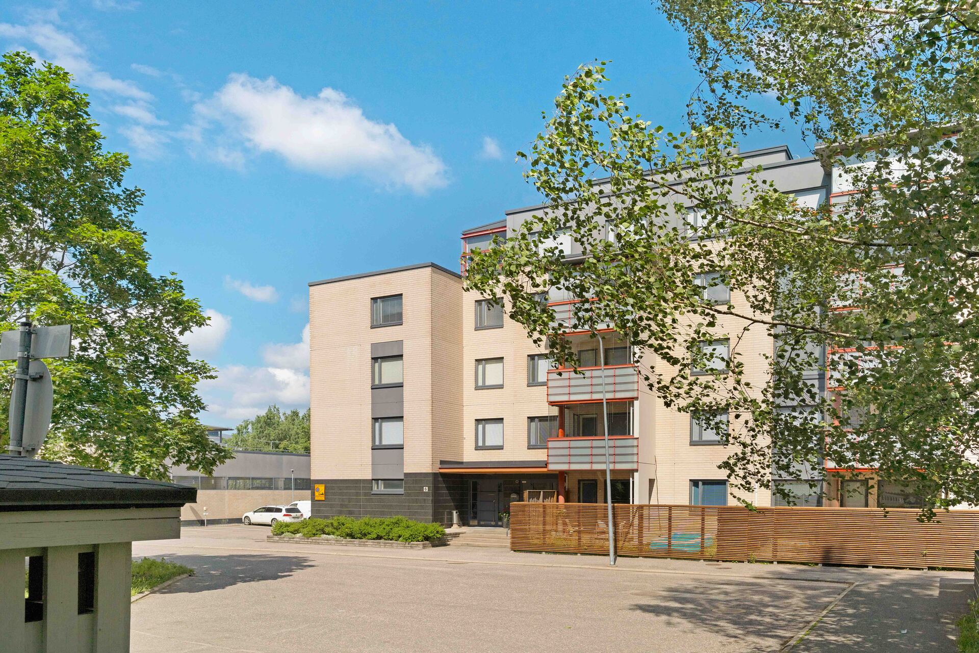 Apajakuja 6, Myyrmäki, Vantaa