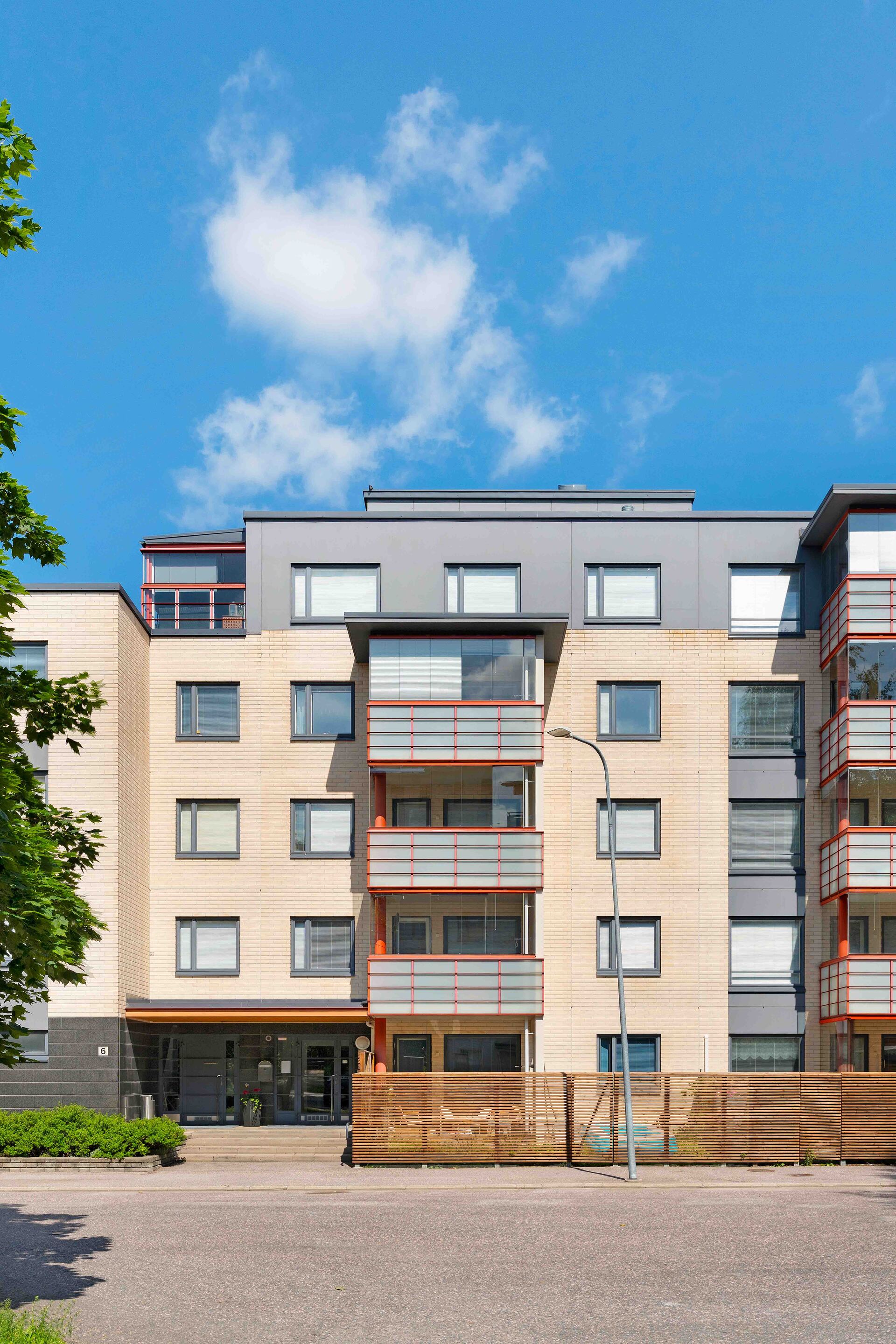 Apajakuja 6, Myyrmäki, Vantaa