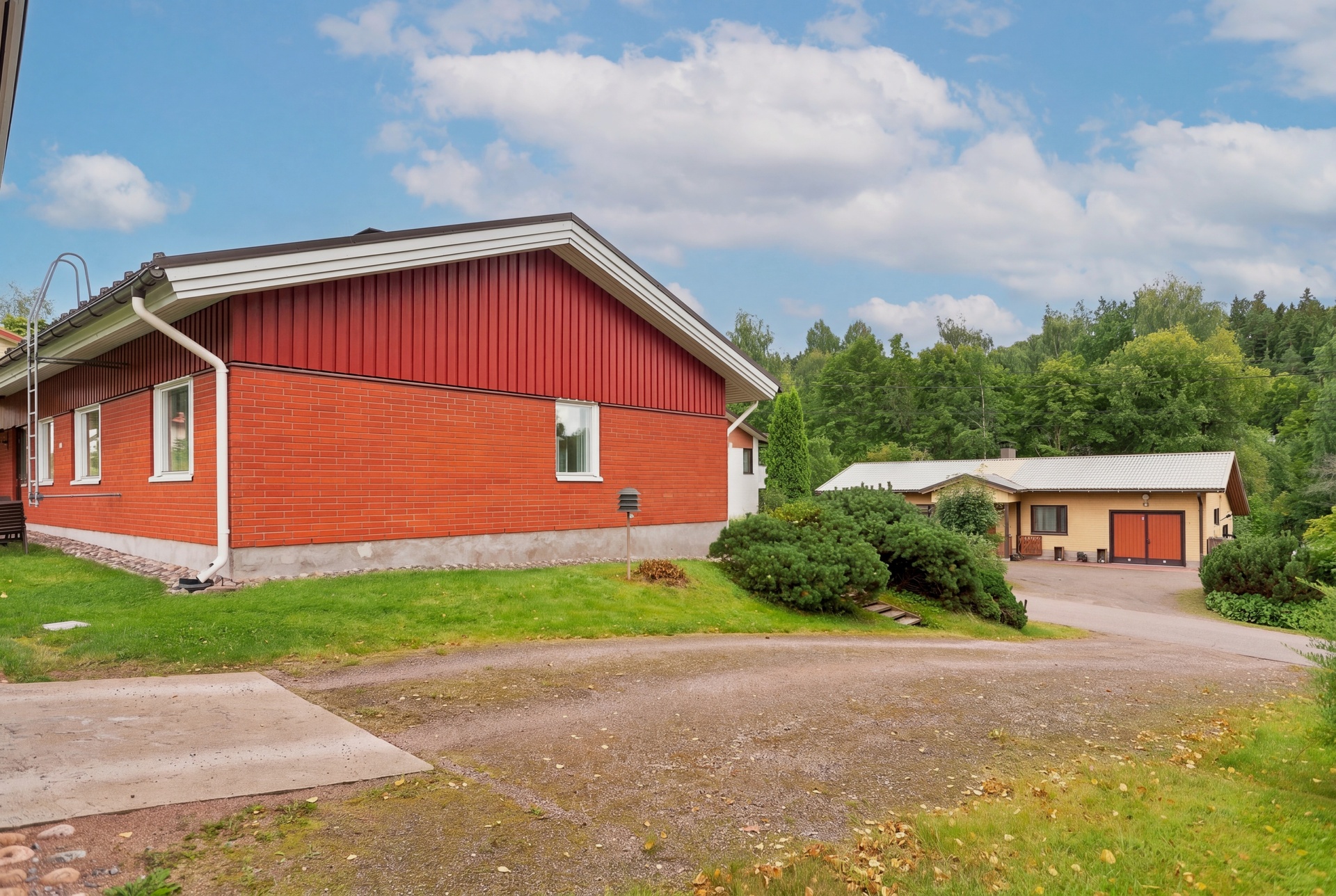 Kivimäentie 14, Kymintehdas, Kouvola