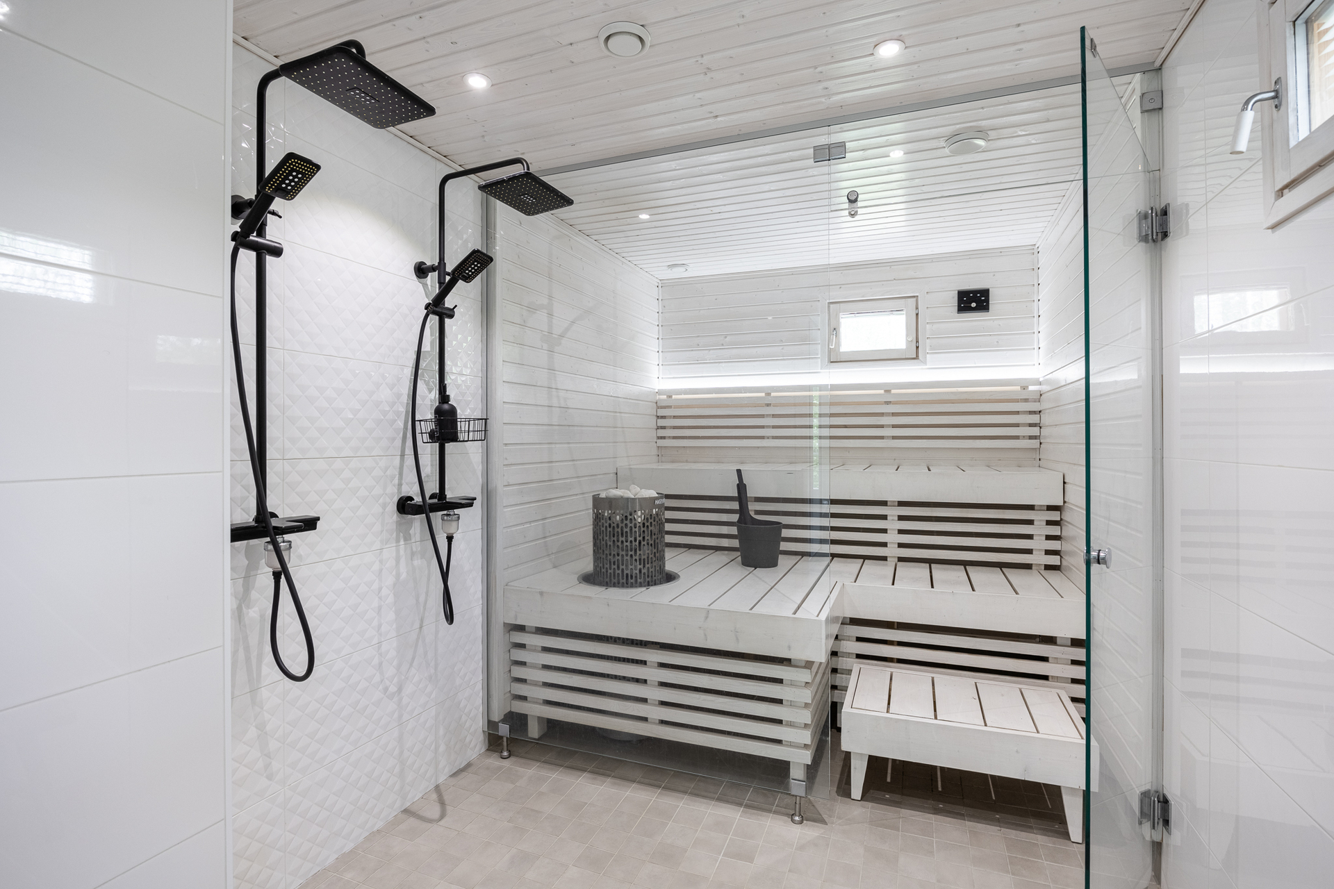 Pesuhuone_Sauna_1