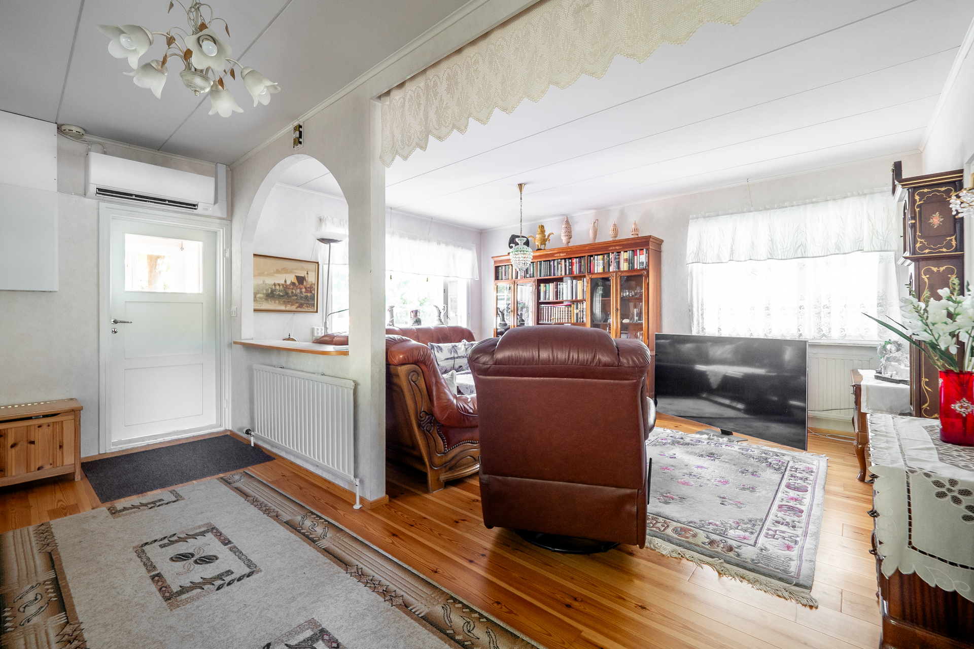 Kesätie 28, Välivainio, Oulu