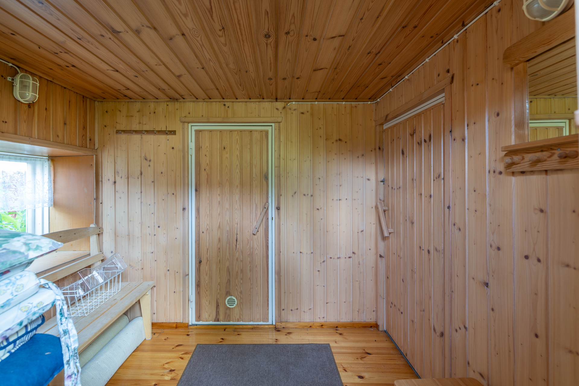 Tenkkelintie 343, Kutemajärvi, Kangasniemi