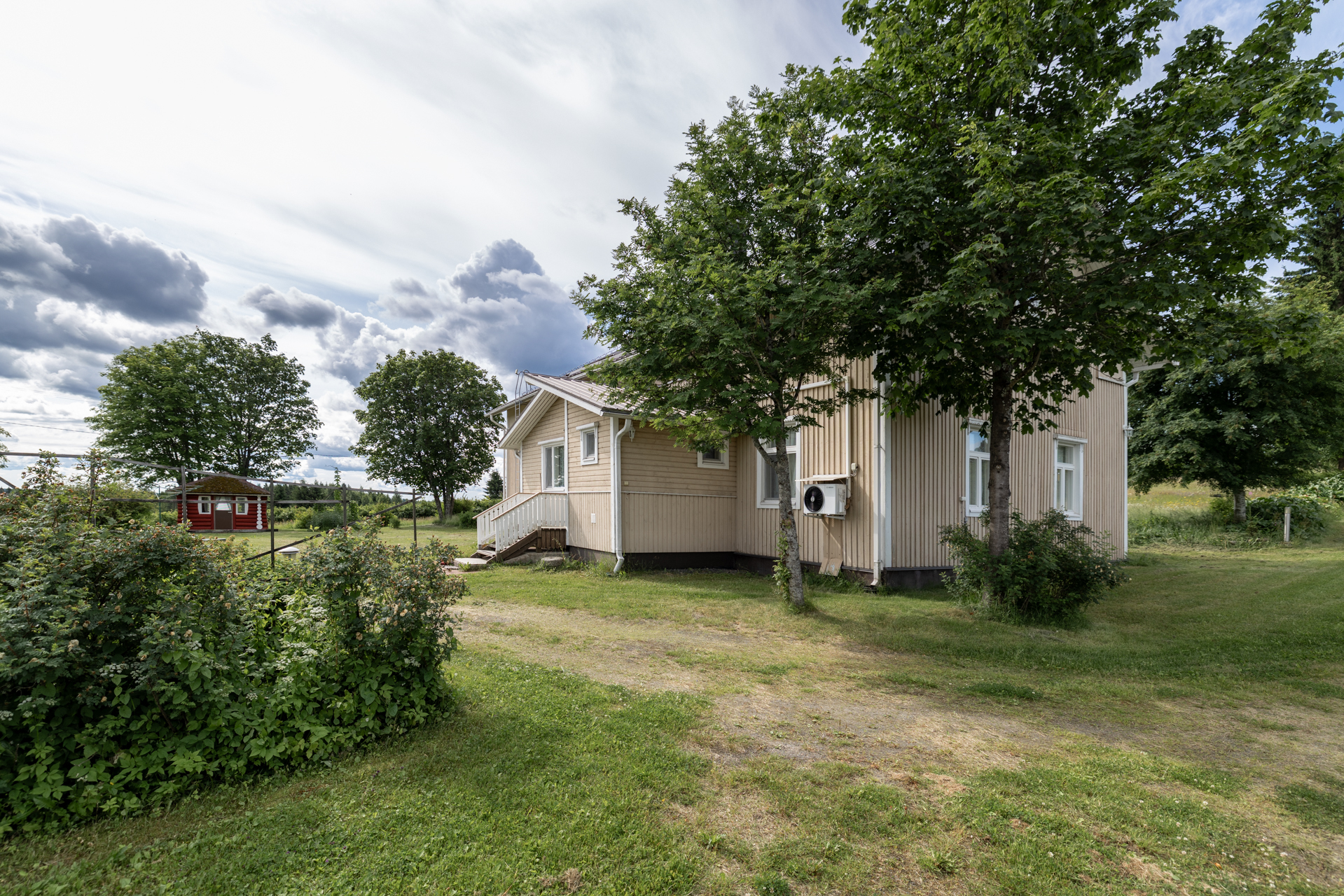Tenkkelintie 343, Kutemajärvi, Kangasniemi