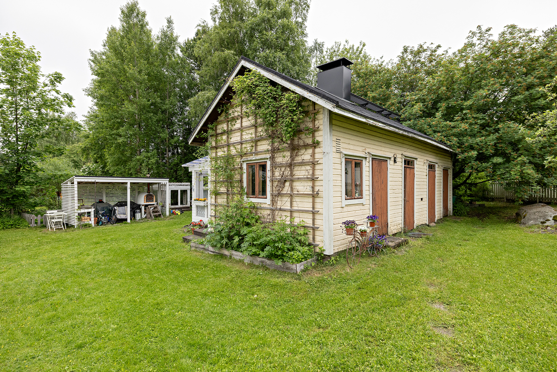 Hintantie 82, Oulu