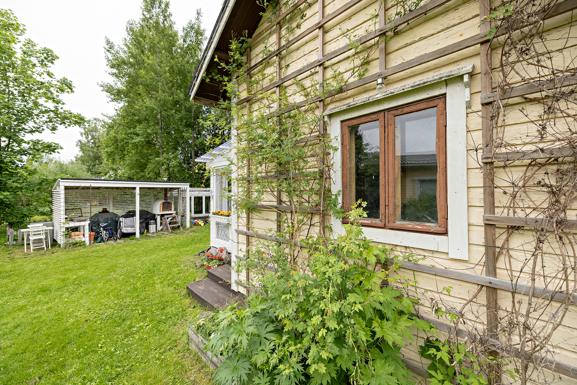 Hintantie 82, Oulu