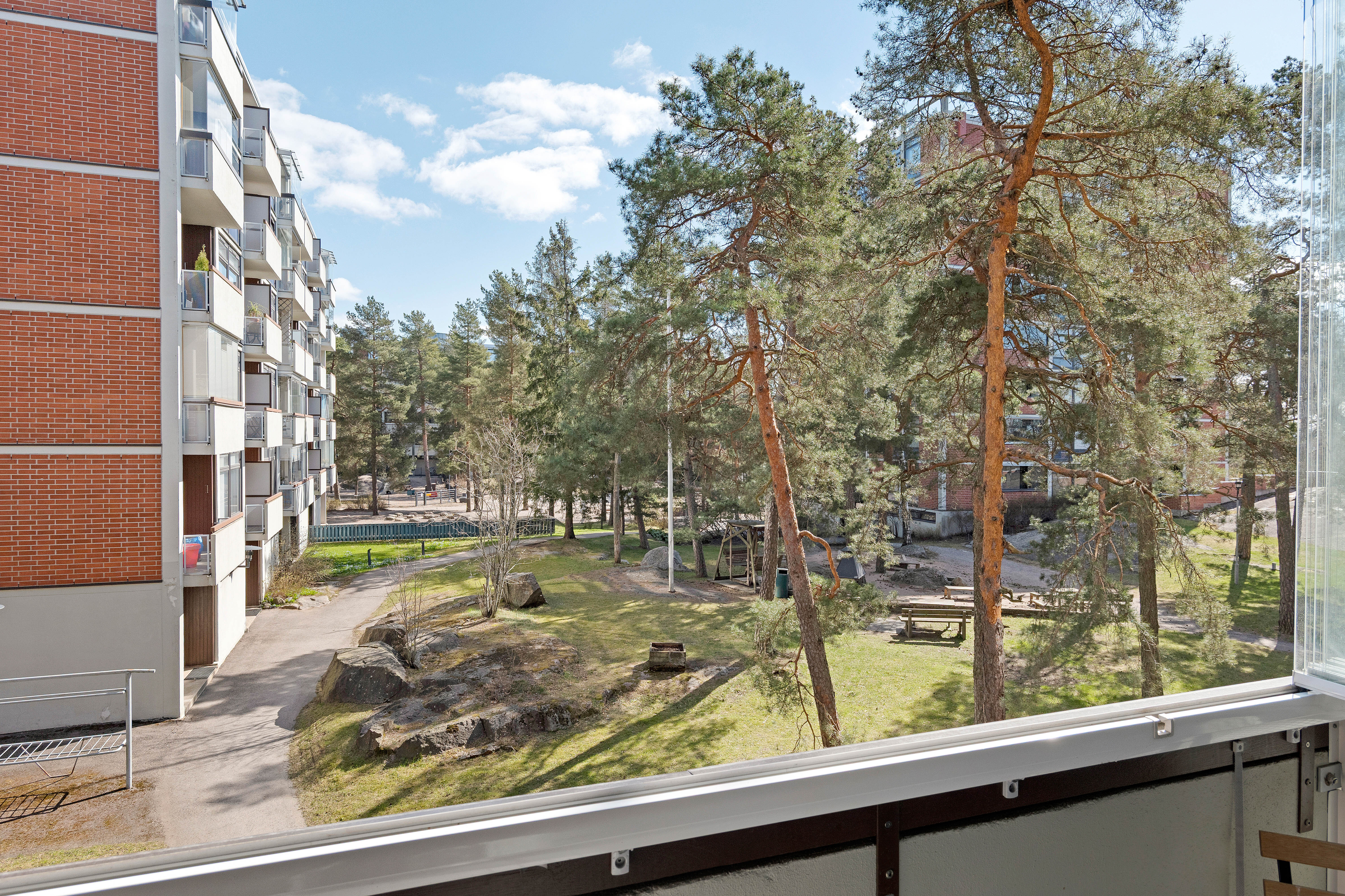 Näkymät siistille sisäpihalle