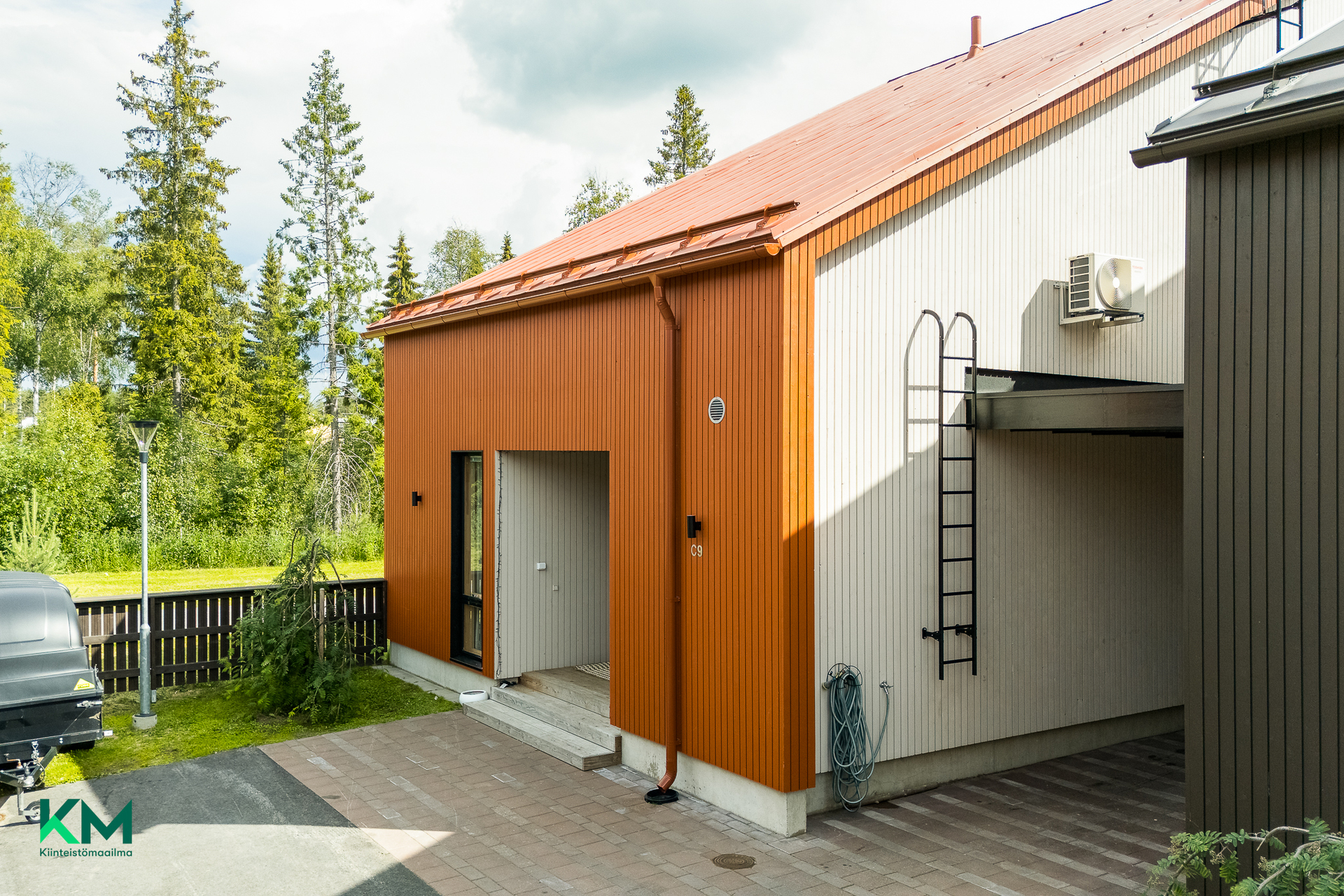 Tahtimarssi 8, Hiukkavaara, Oulu