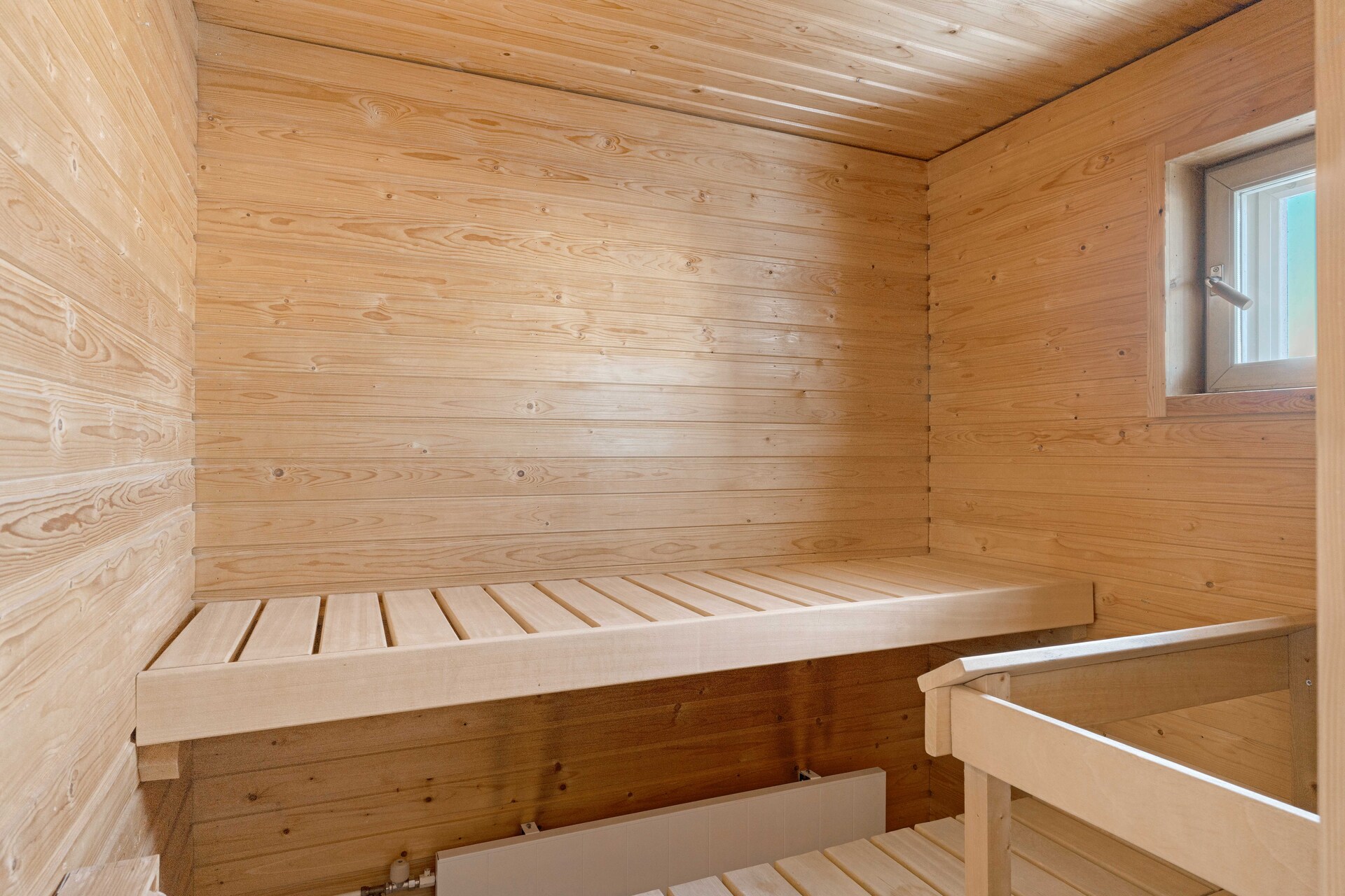 Kaivonkatsojantie 13, Kallahti, Helsinki