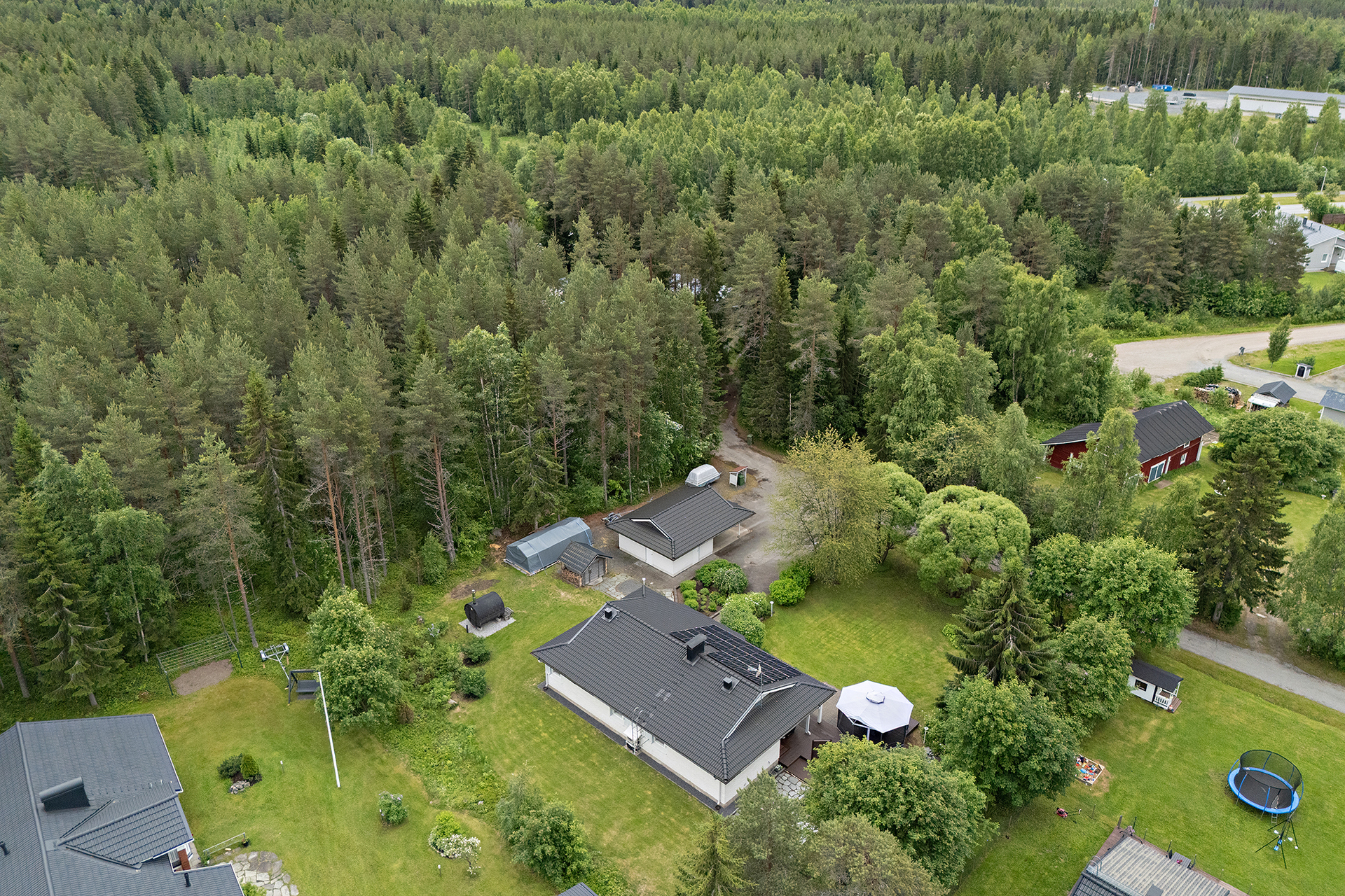 Kiiskentie 13, Keskusta, Ii