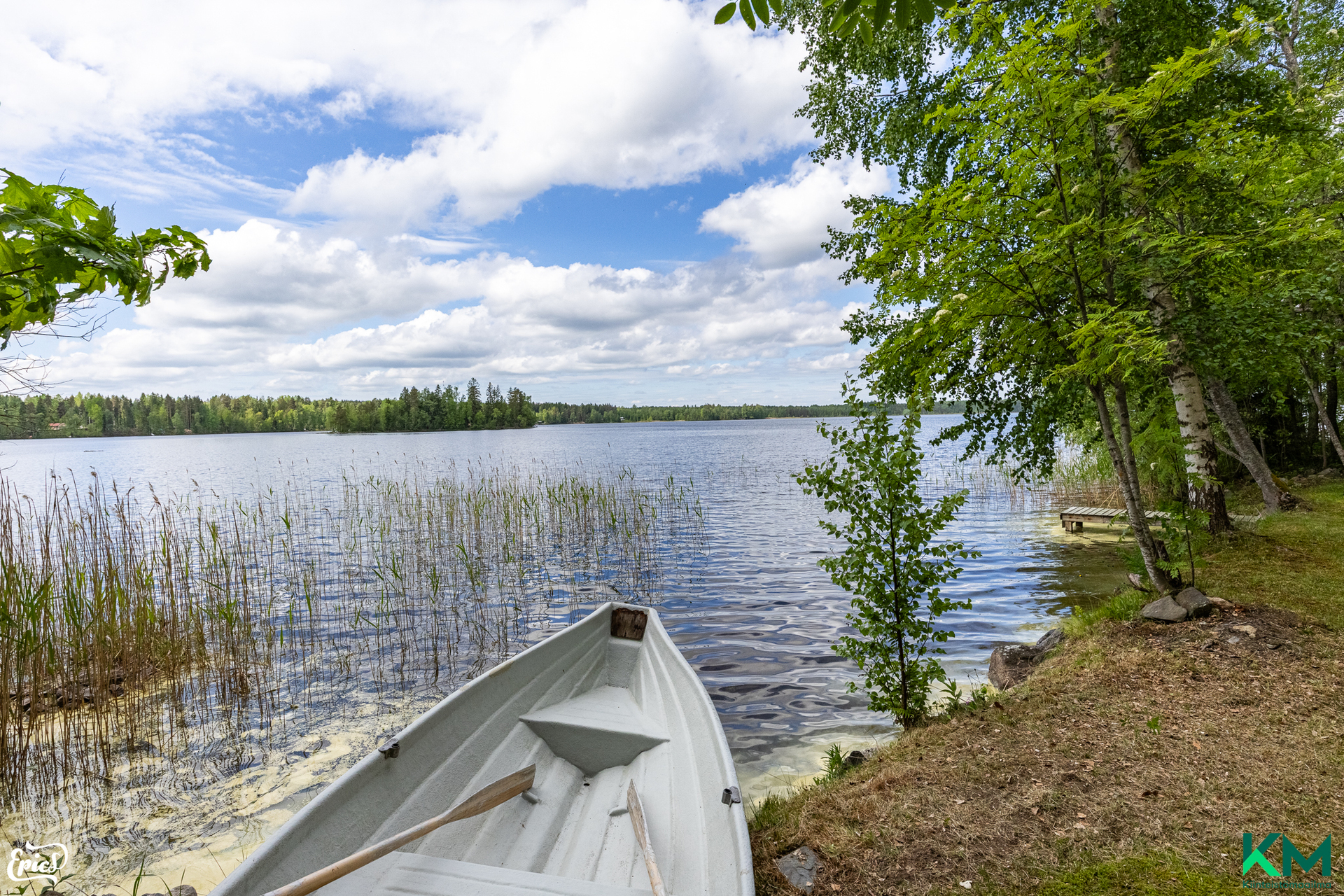 Soutuvene kuuluu kauppaan