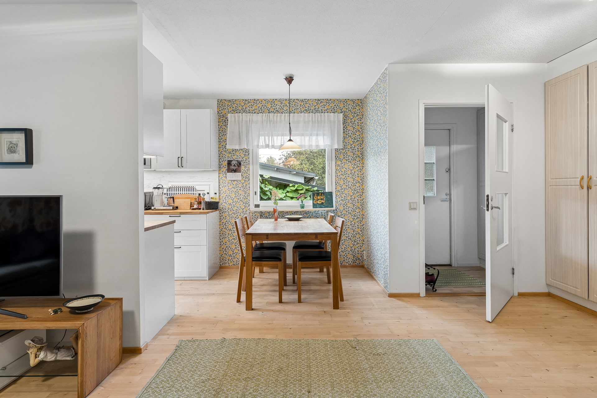 Kiitäjäntie 9, Puistola, Helsinki