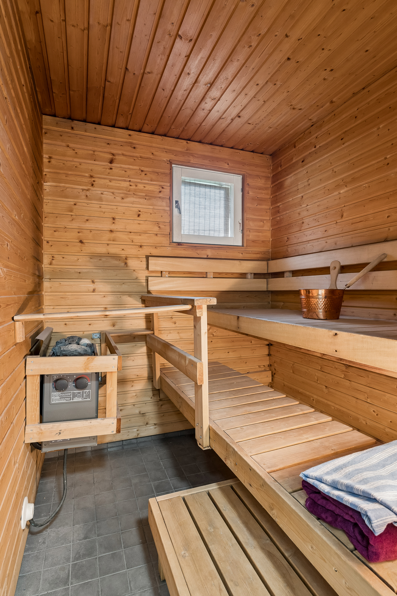 Kiitäjäntie 9, Puistola, Helsinki