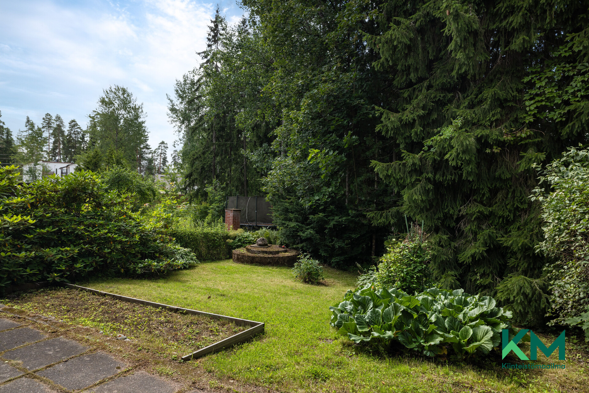 Helsingintie 5-7, Kauniainen